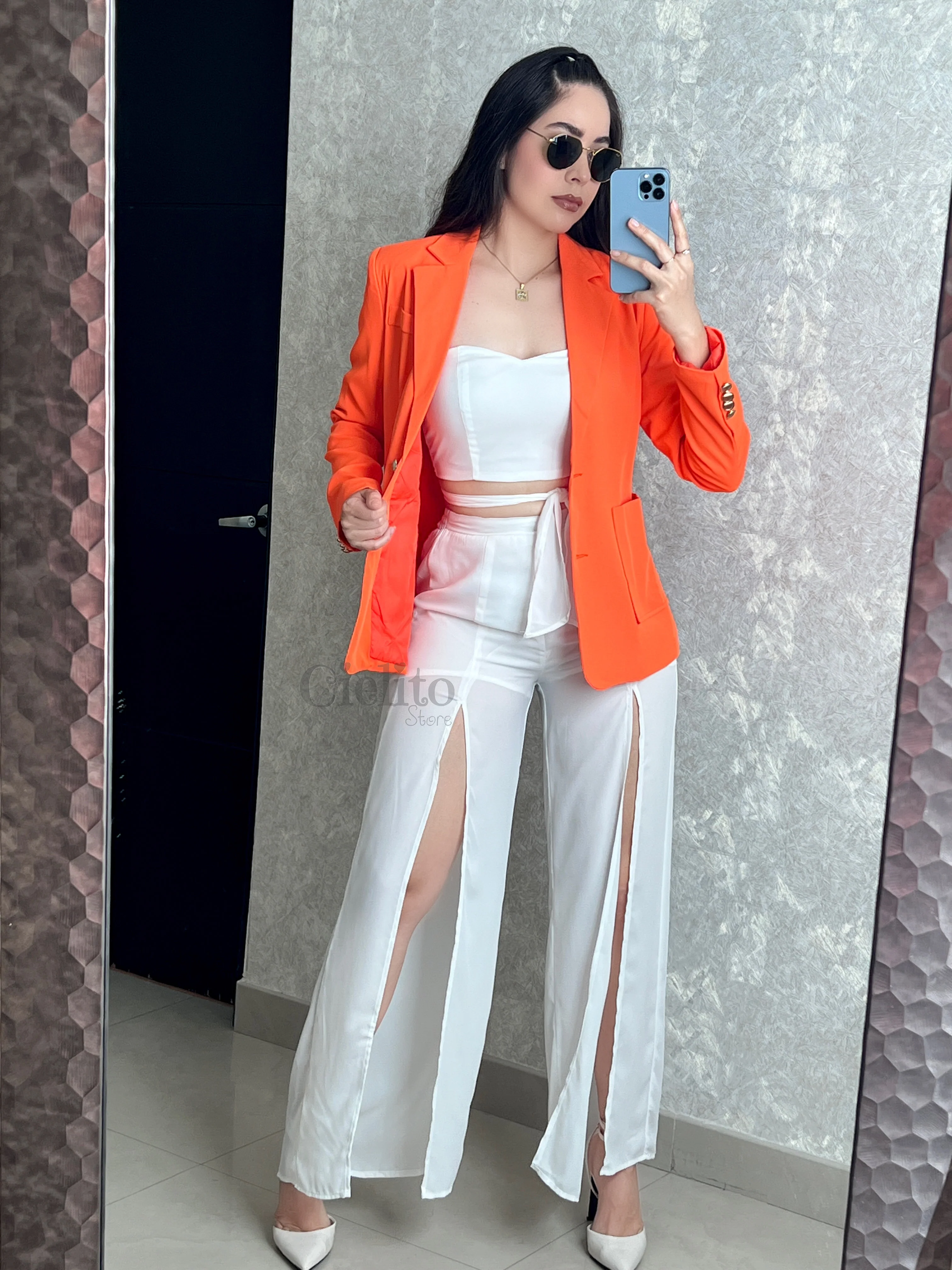 BLAZER NARANJA CON BOTÓN - Image 2