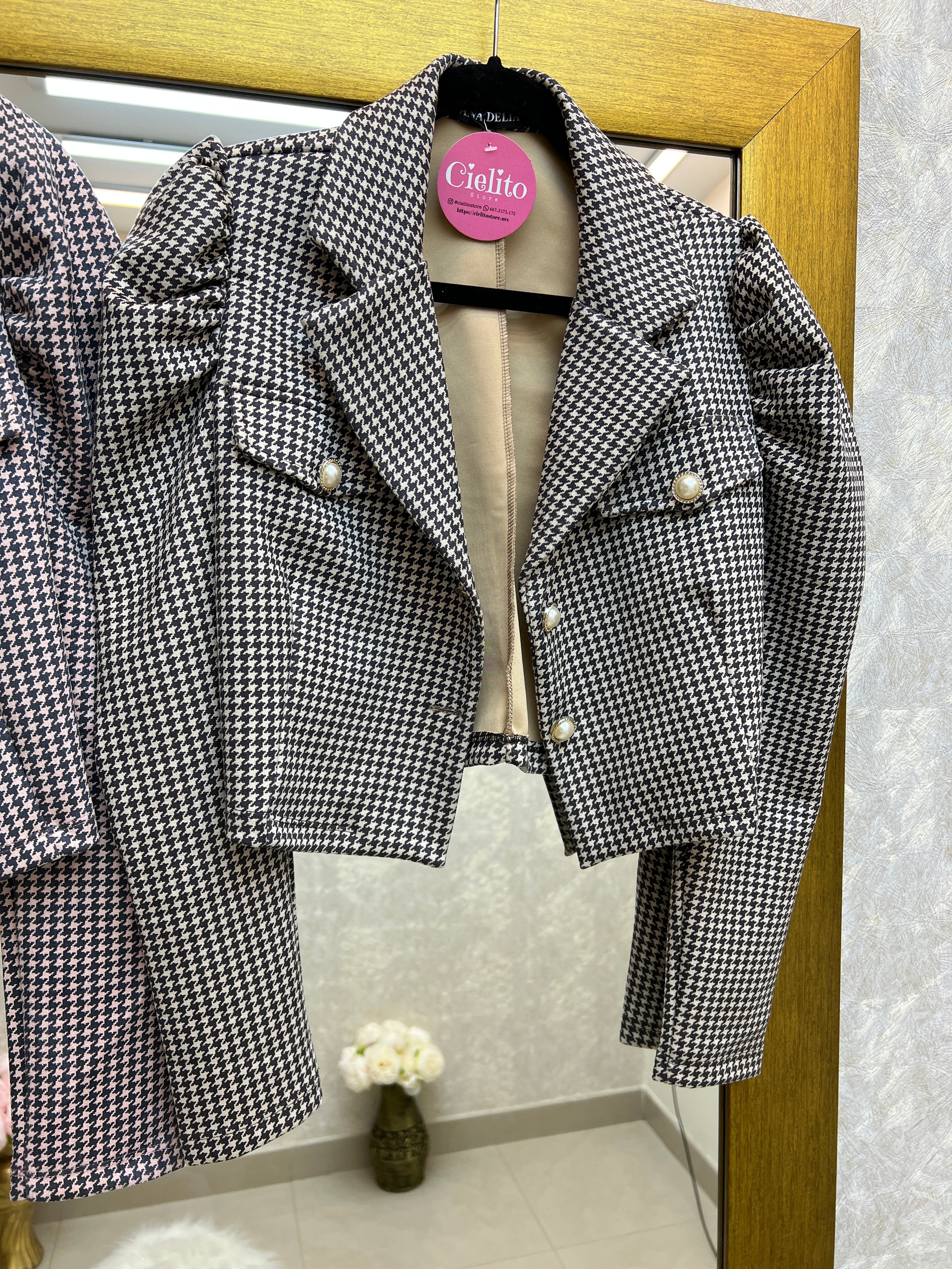 BLAZER NEGRO CON CAFÉ - Image 10