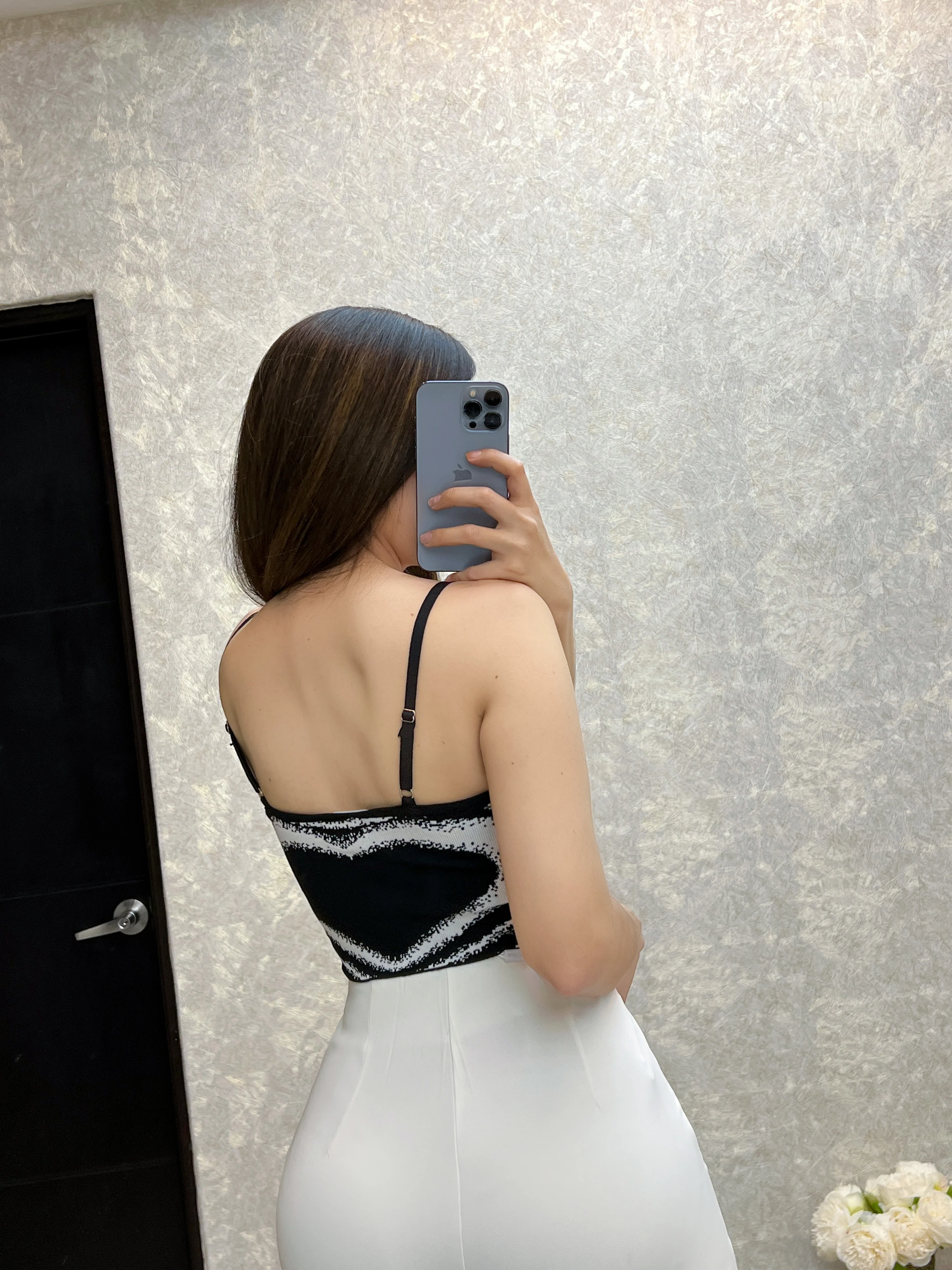 Blusa con corazón NEGRO - Image 3