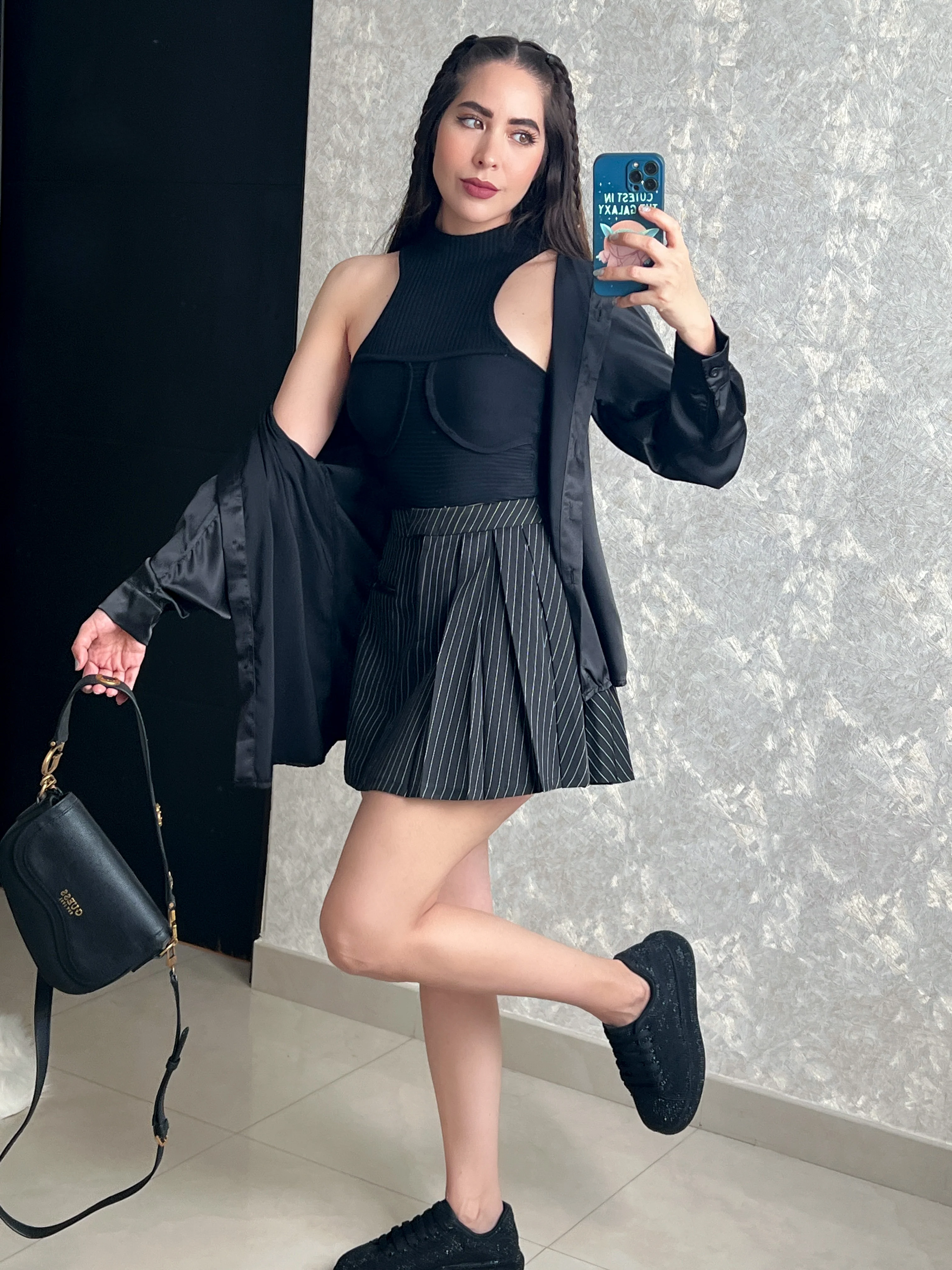 BLUSA NEGRA SIN MANGAS - Image 7