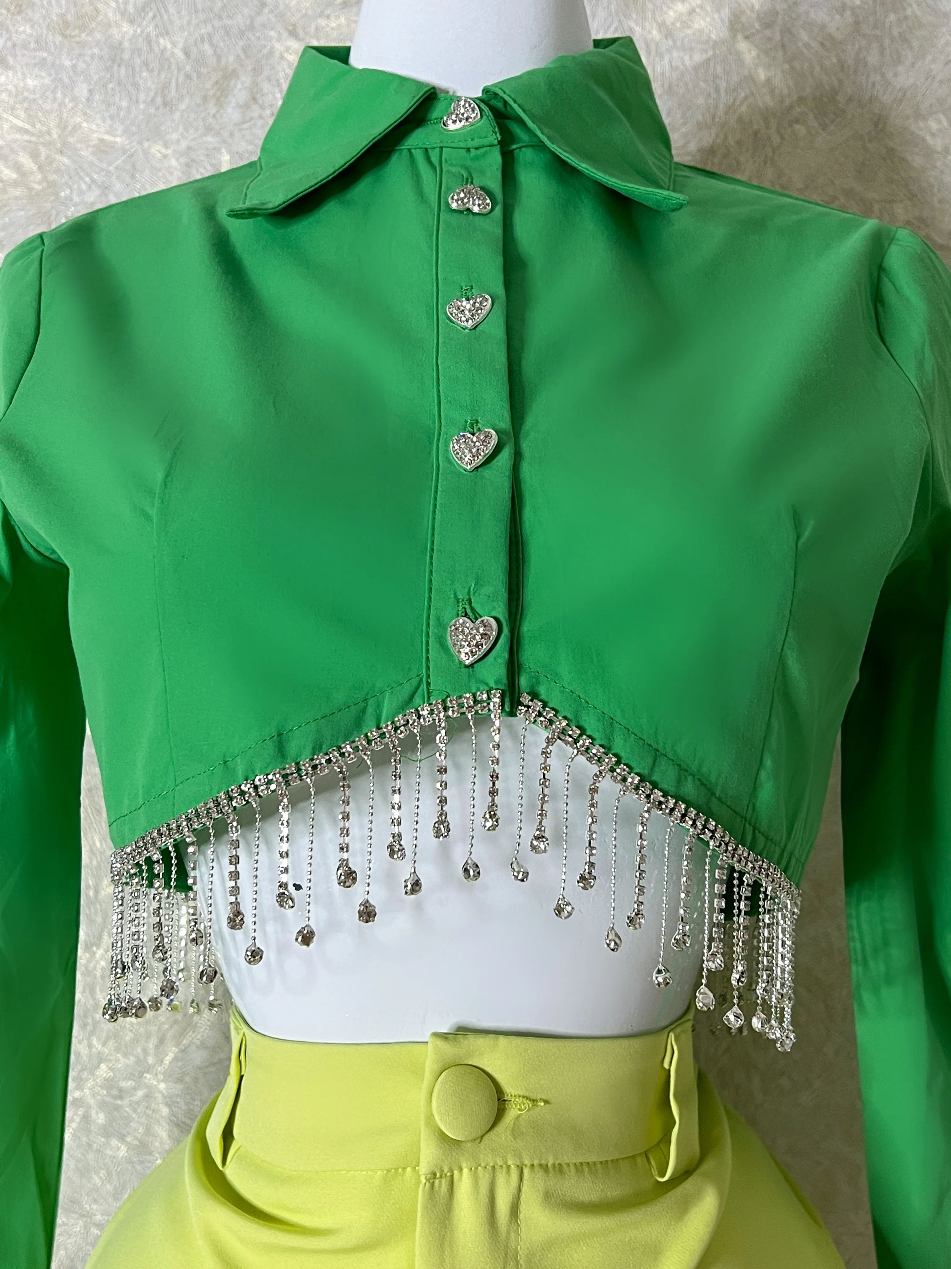 BLUSA VERDE CON CORAZÓN - Image 3