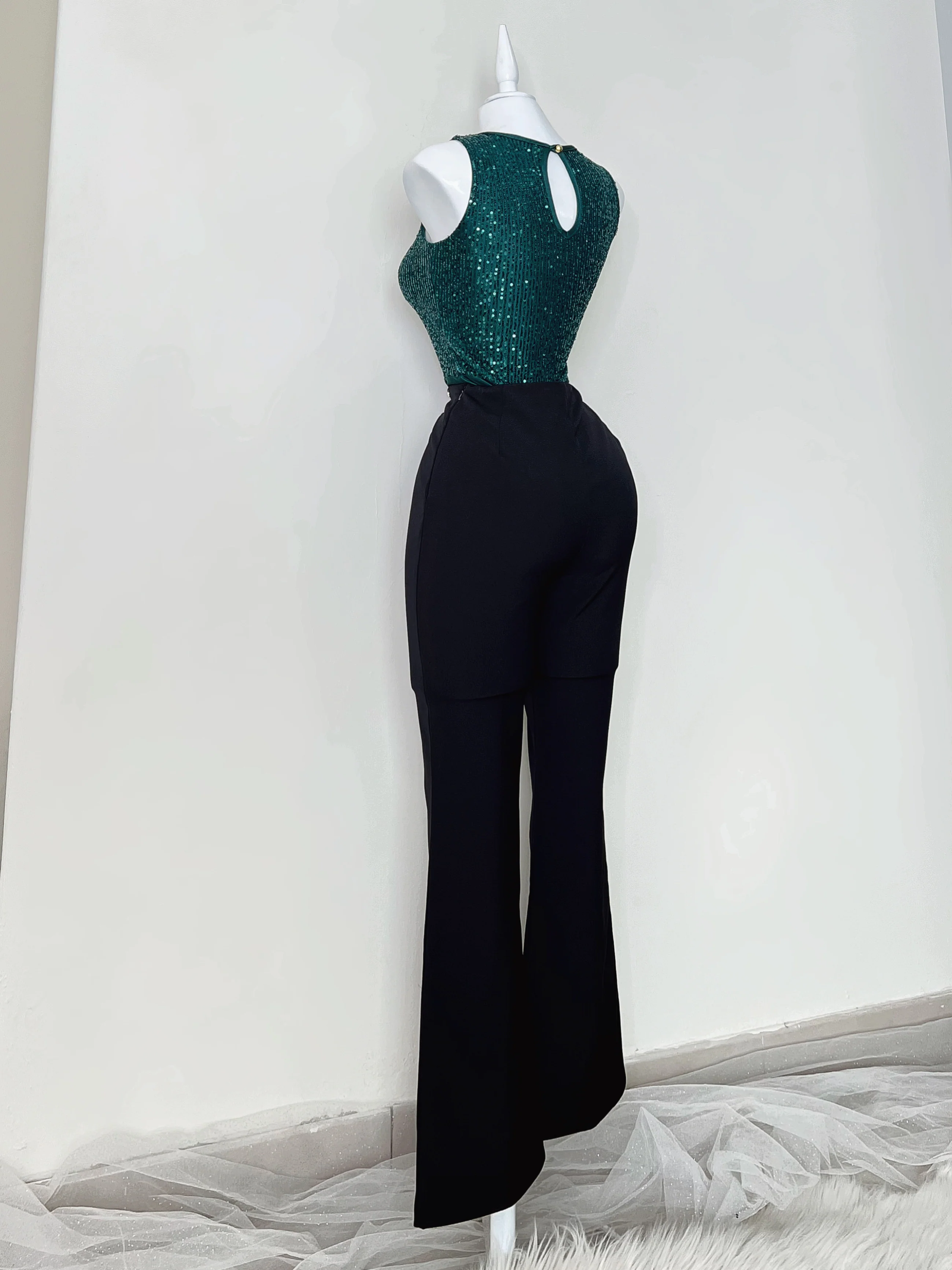 BODY VERDE CON LENTEJUELAS - Image 5