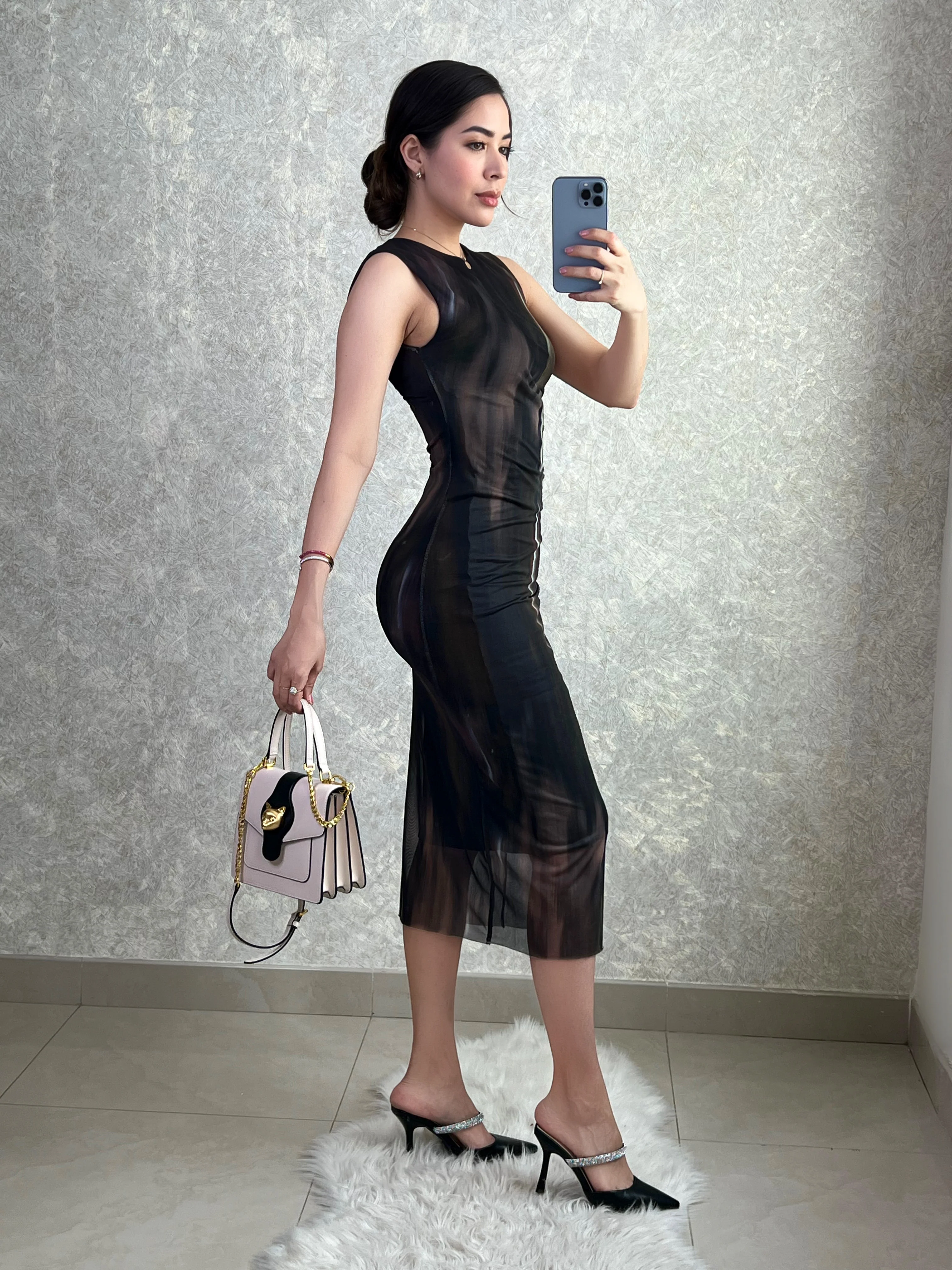 Bolso ivory con detalle dorado - Image 5
