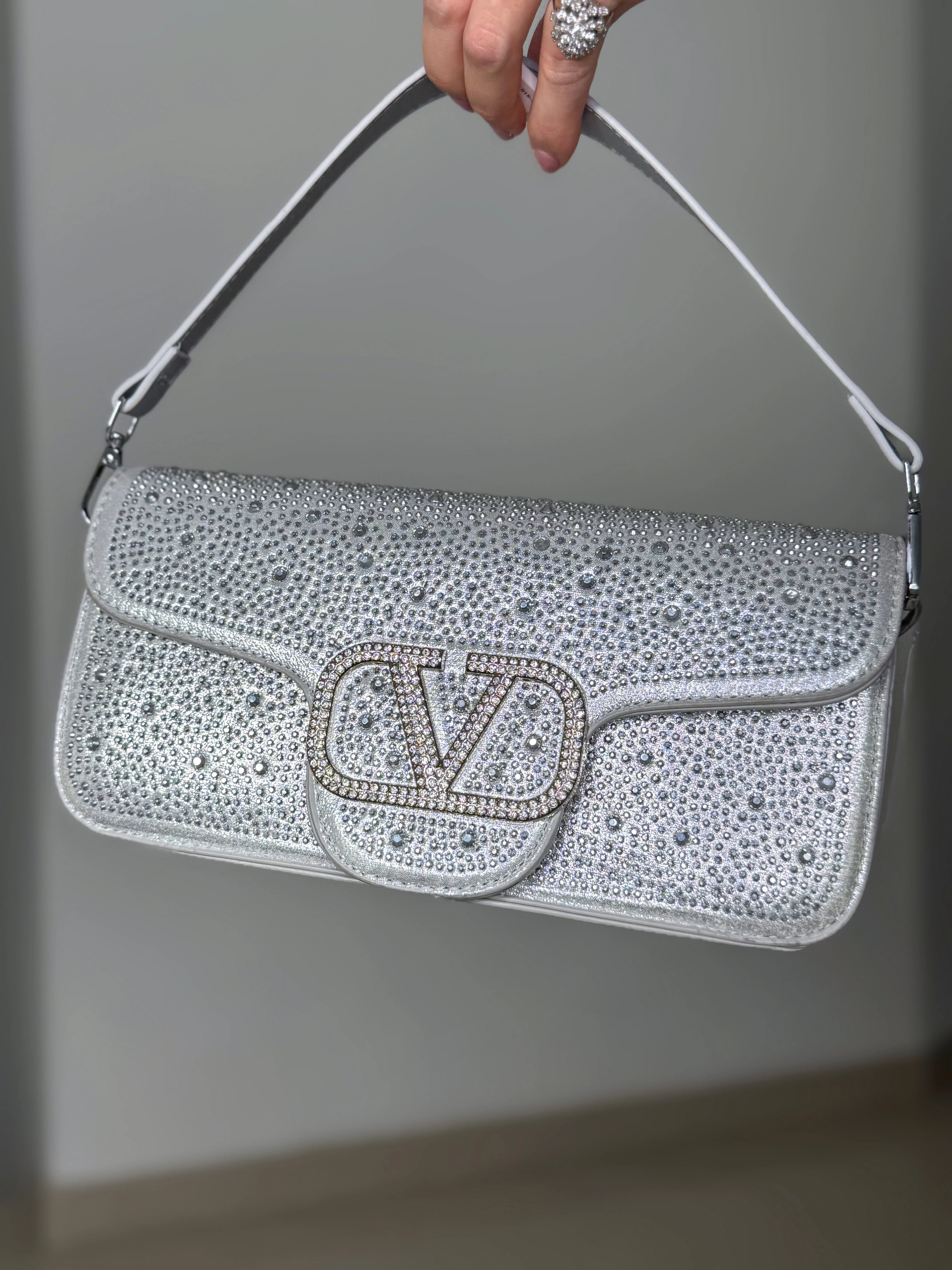 BOLSO PLATEADO V - Image 2