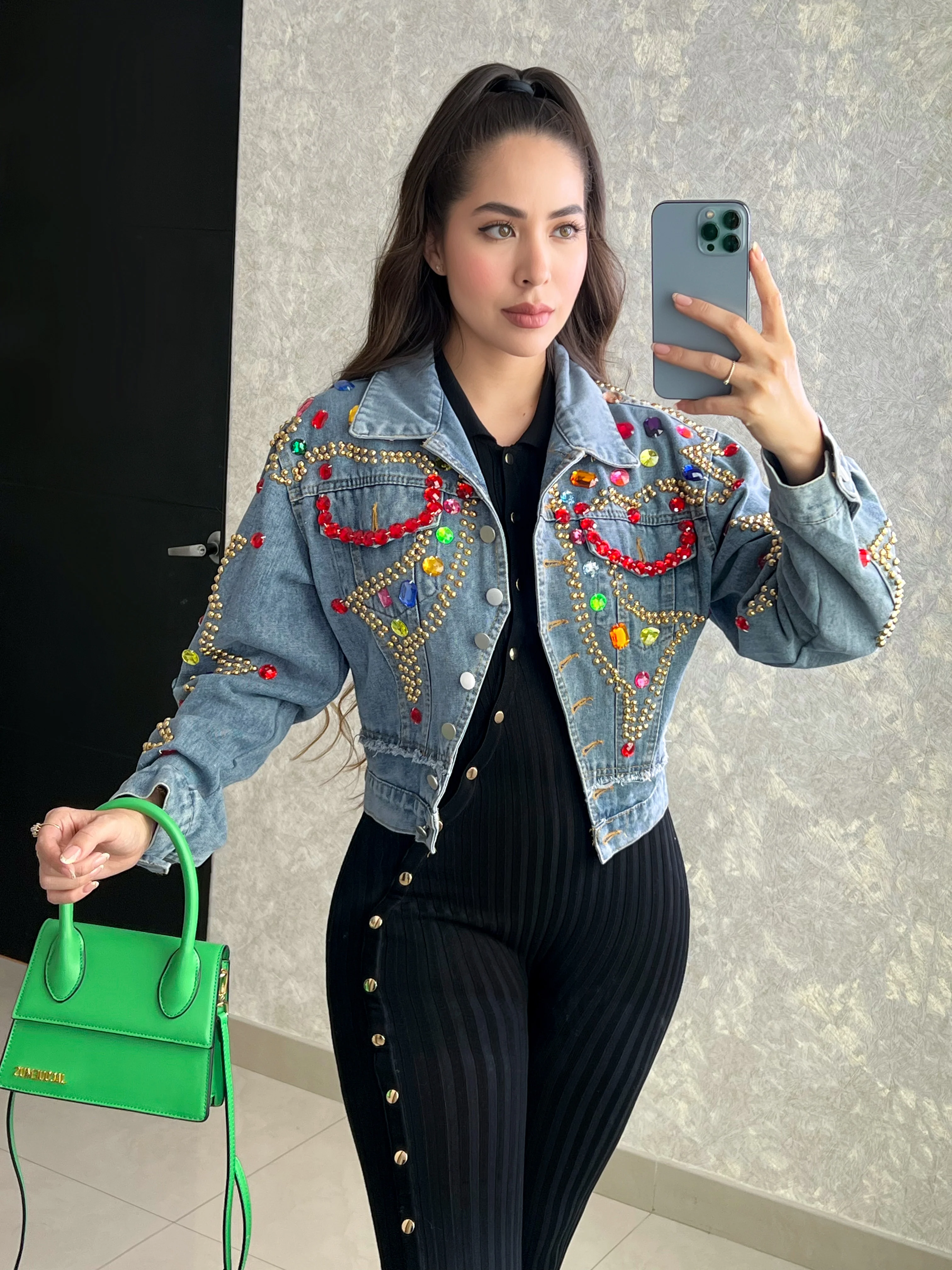 CHAQUETA CON PEDRERÍA - Image 2