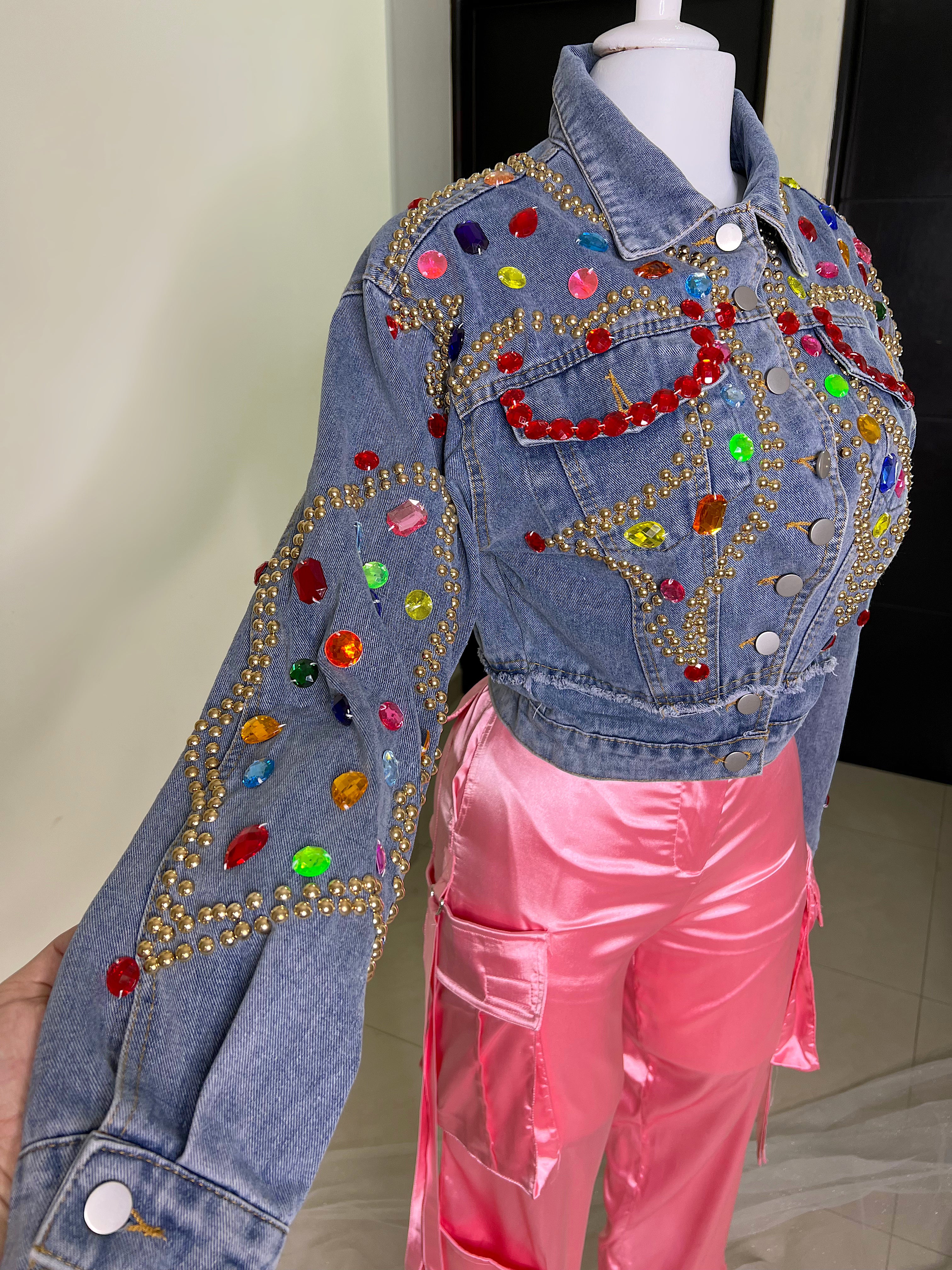 CHAQUETA CON PEDRERÍA - Image 5