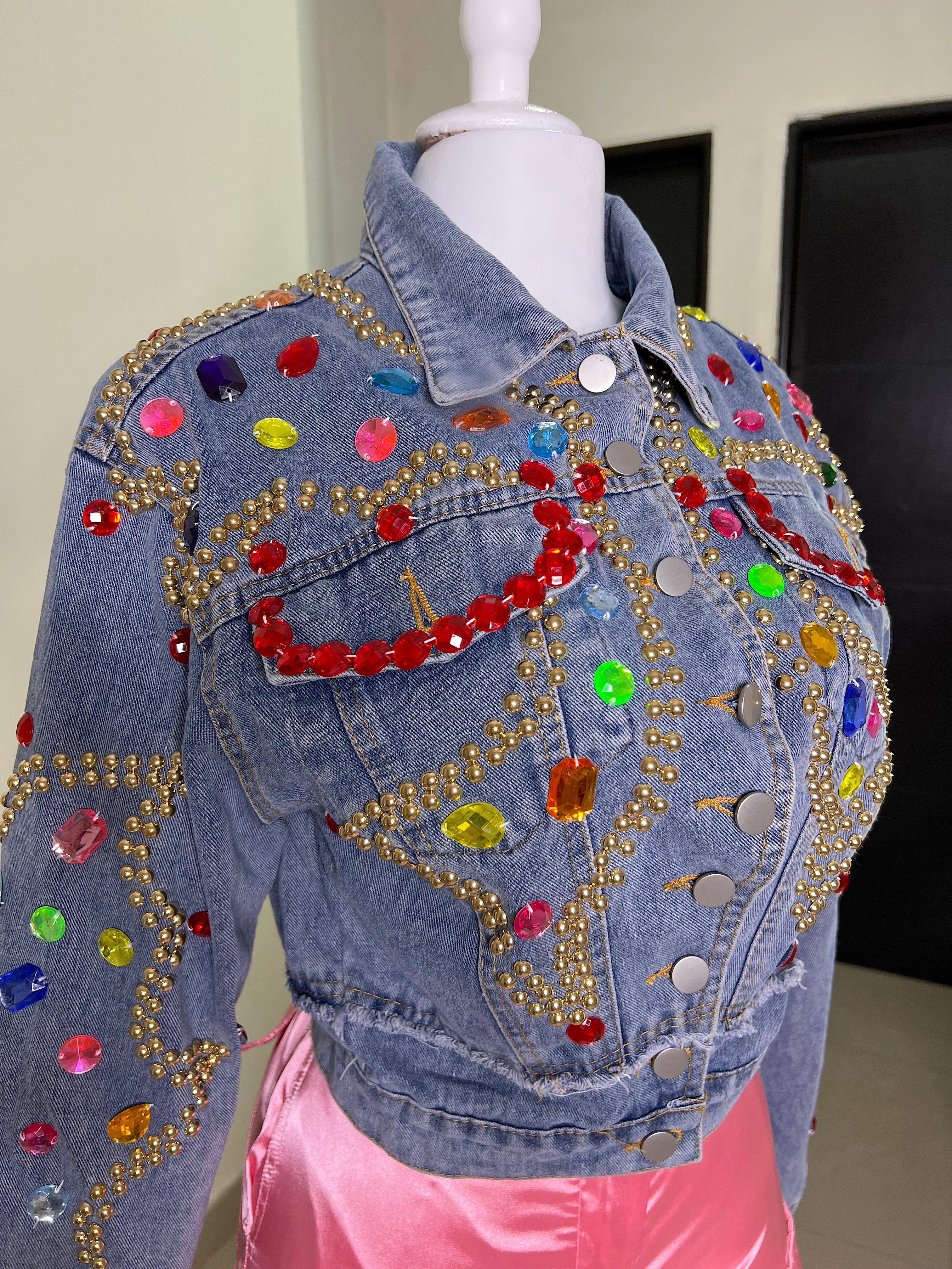 CHAQUETA CON PEDRERÍA - Image 7