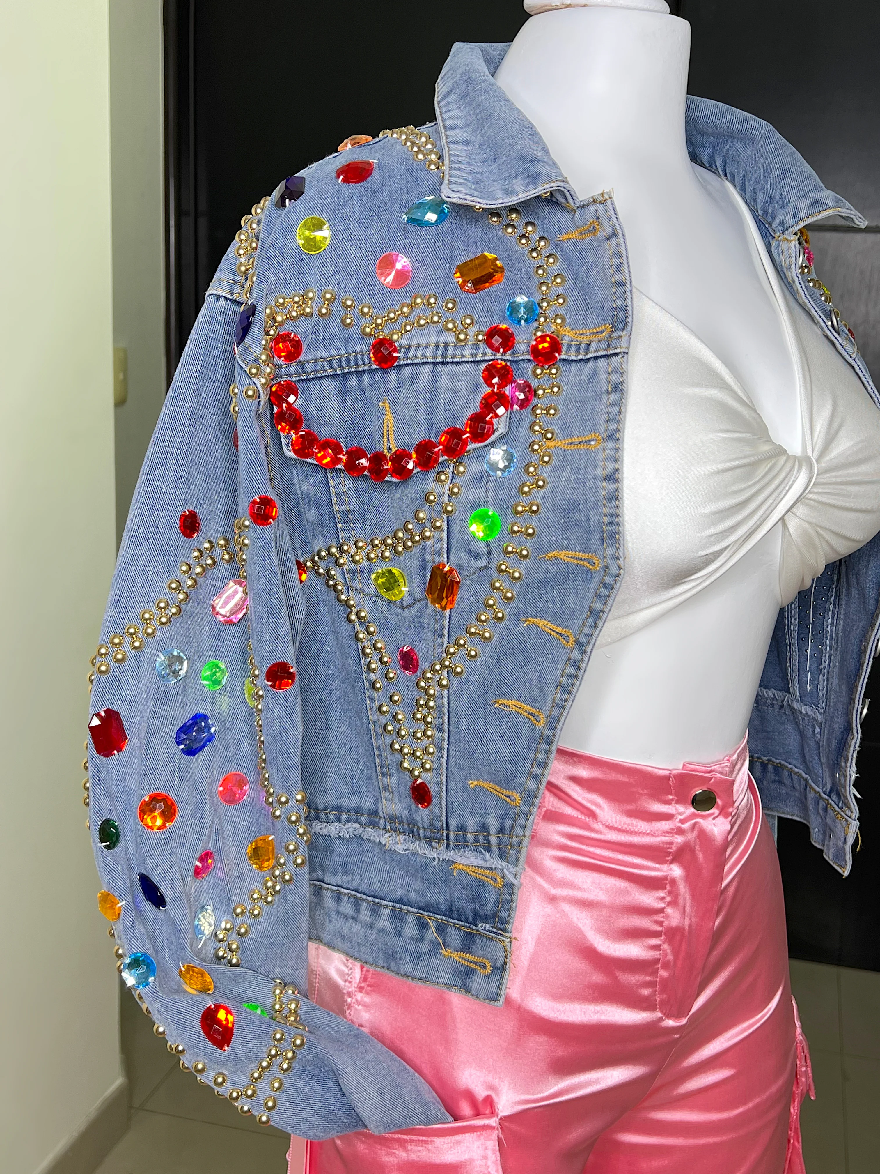 CHAQUETA CON PEDRERÍA - Image 8