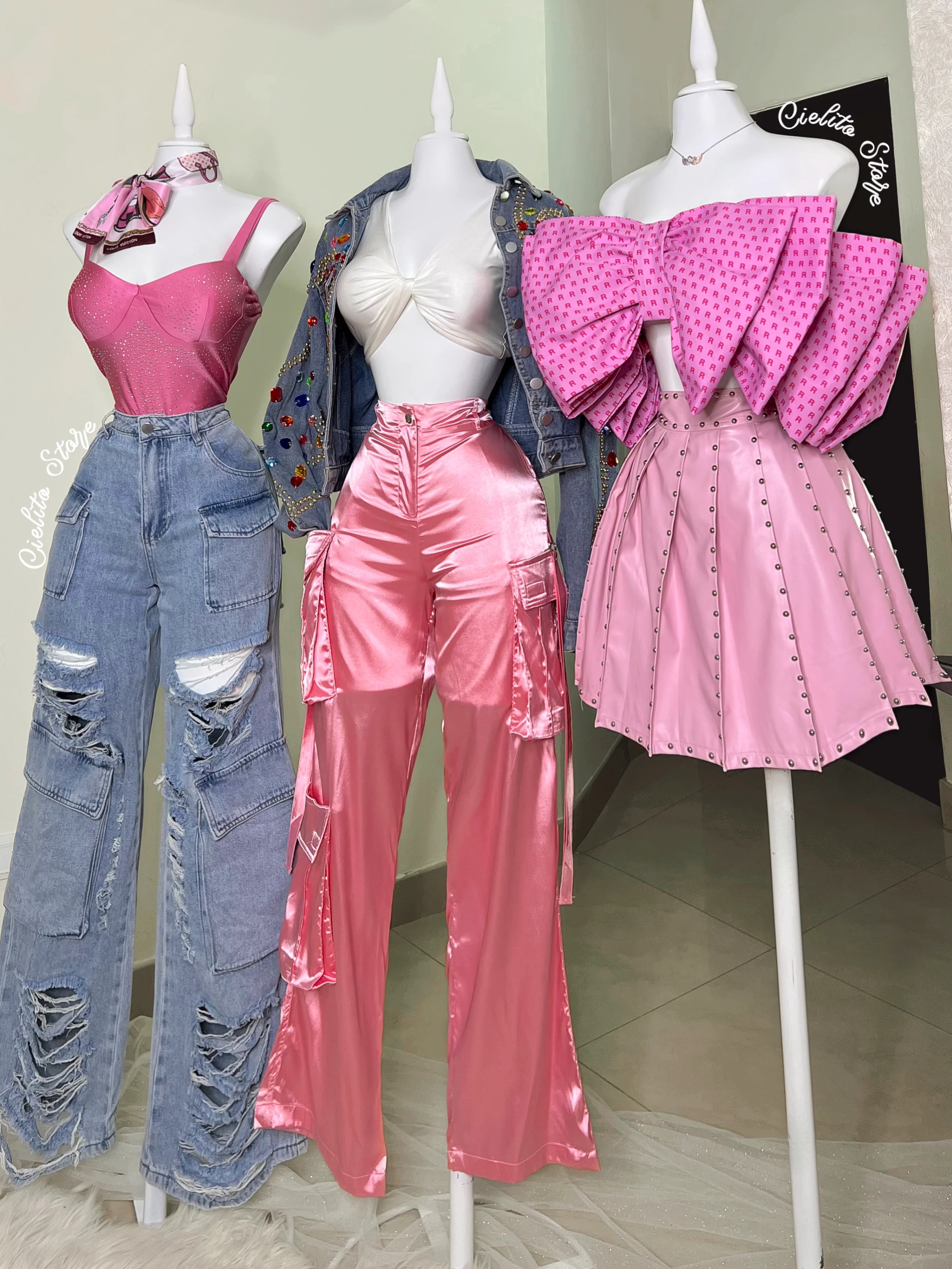 CHAQUETA CON PEDRERÍA - Image 9