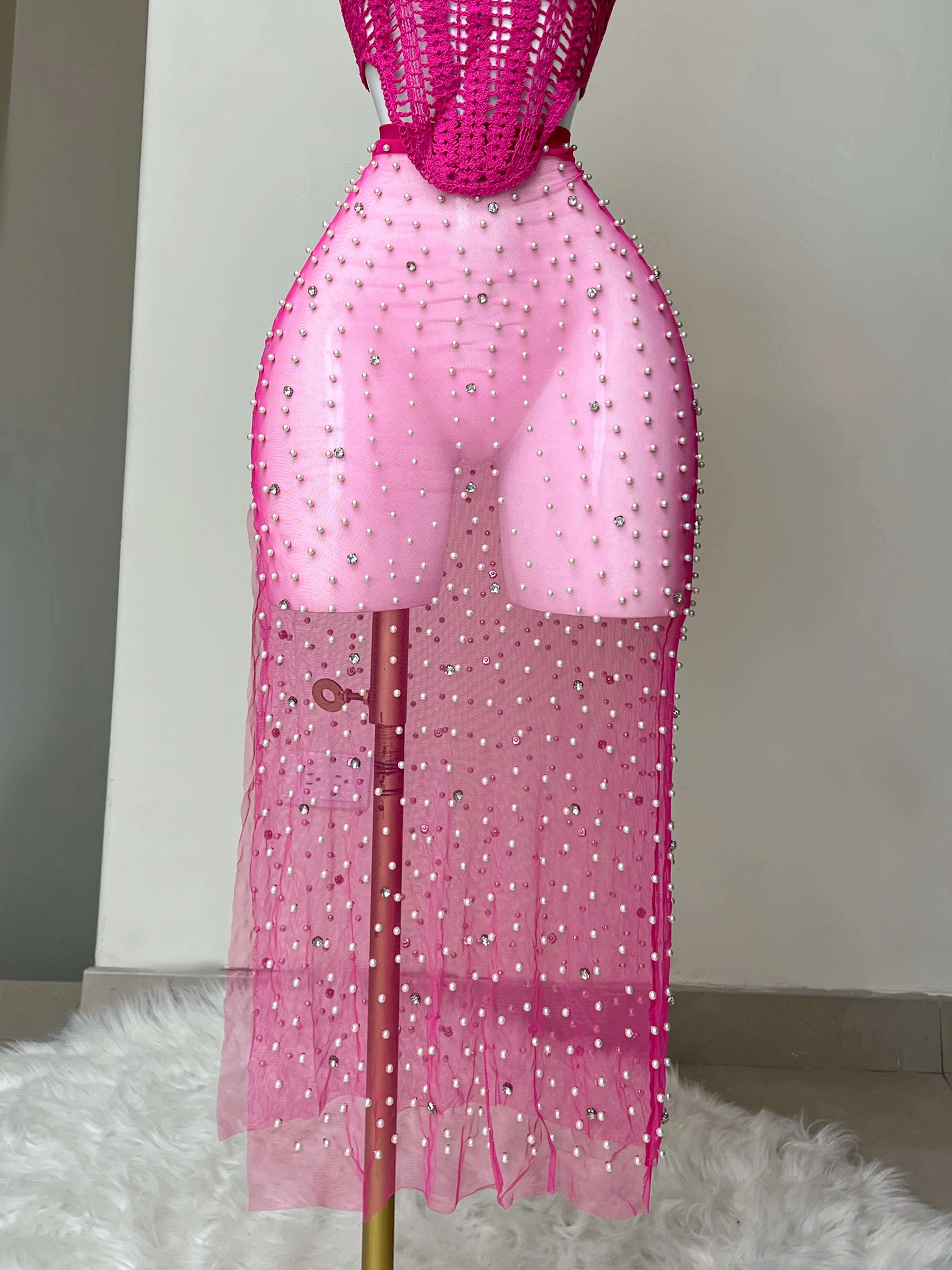 FALDA ROSA DE PERLAS Y PIEDRAS - Image 2