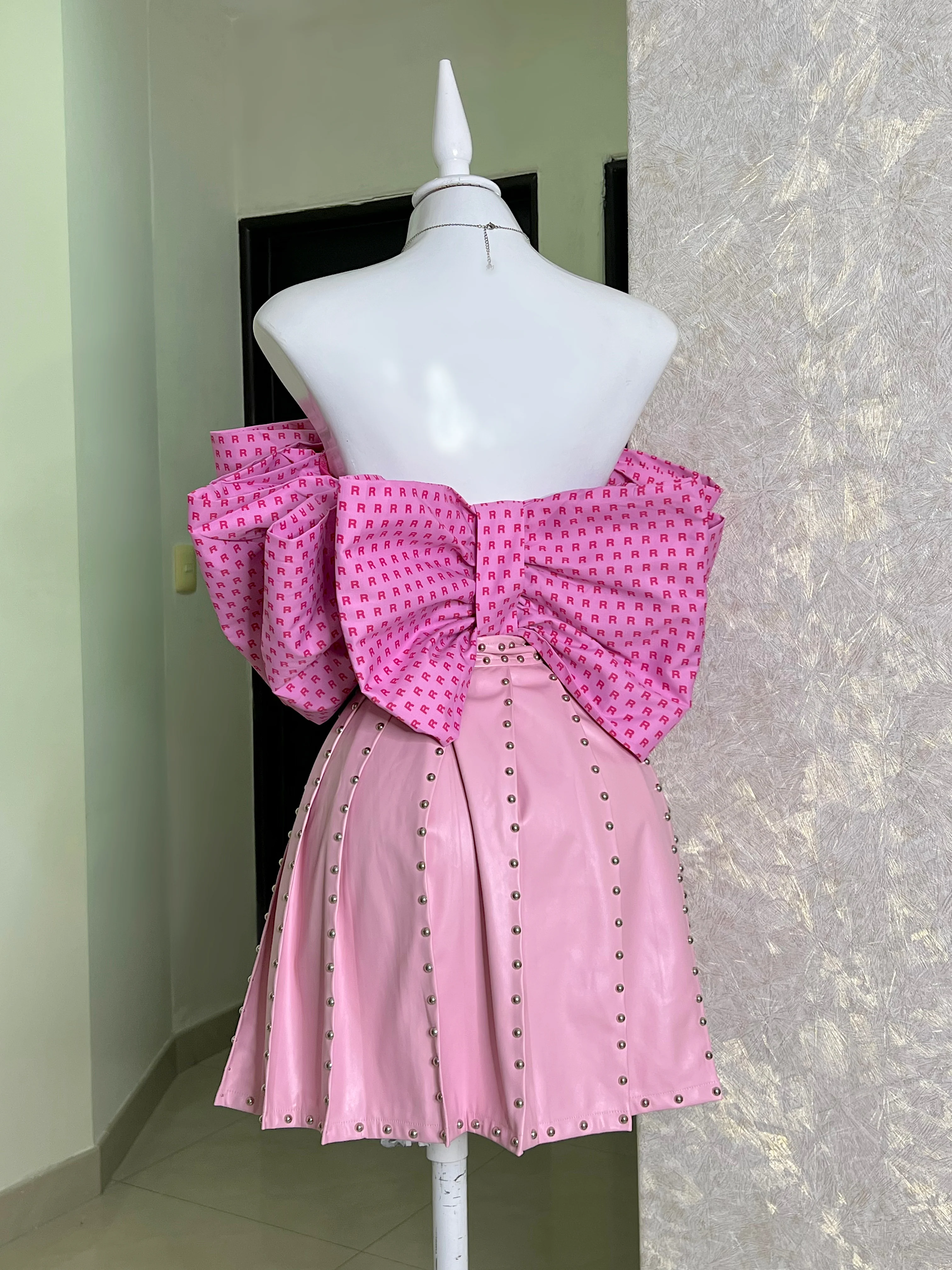 FALDA ROSA VINIPIEL PLISADA - Image 3
