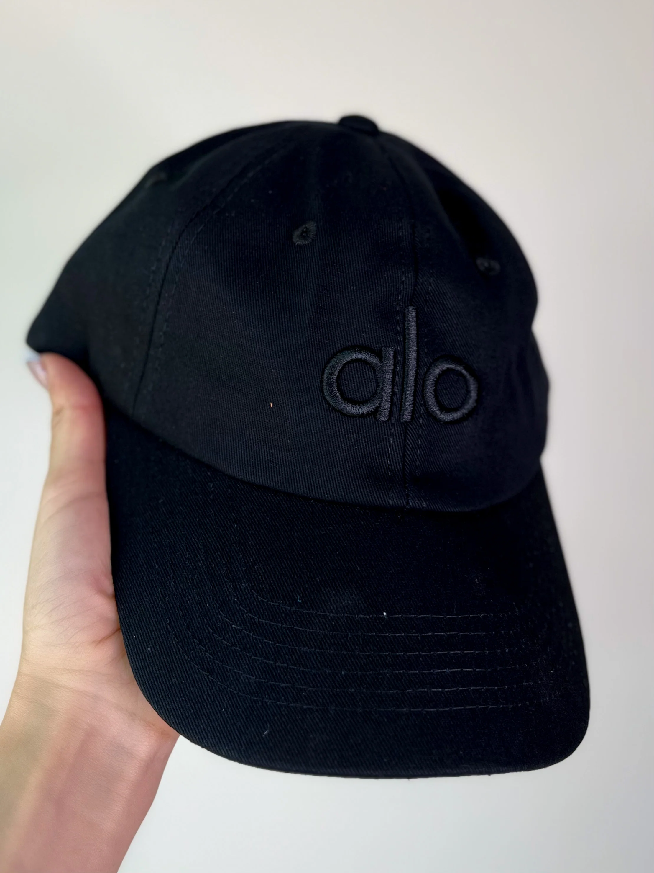 GORRA NEGRA ALO