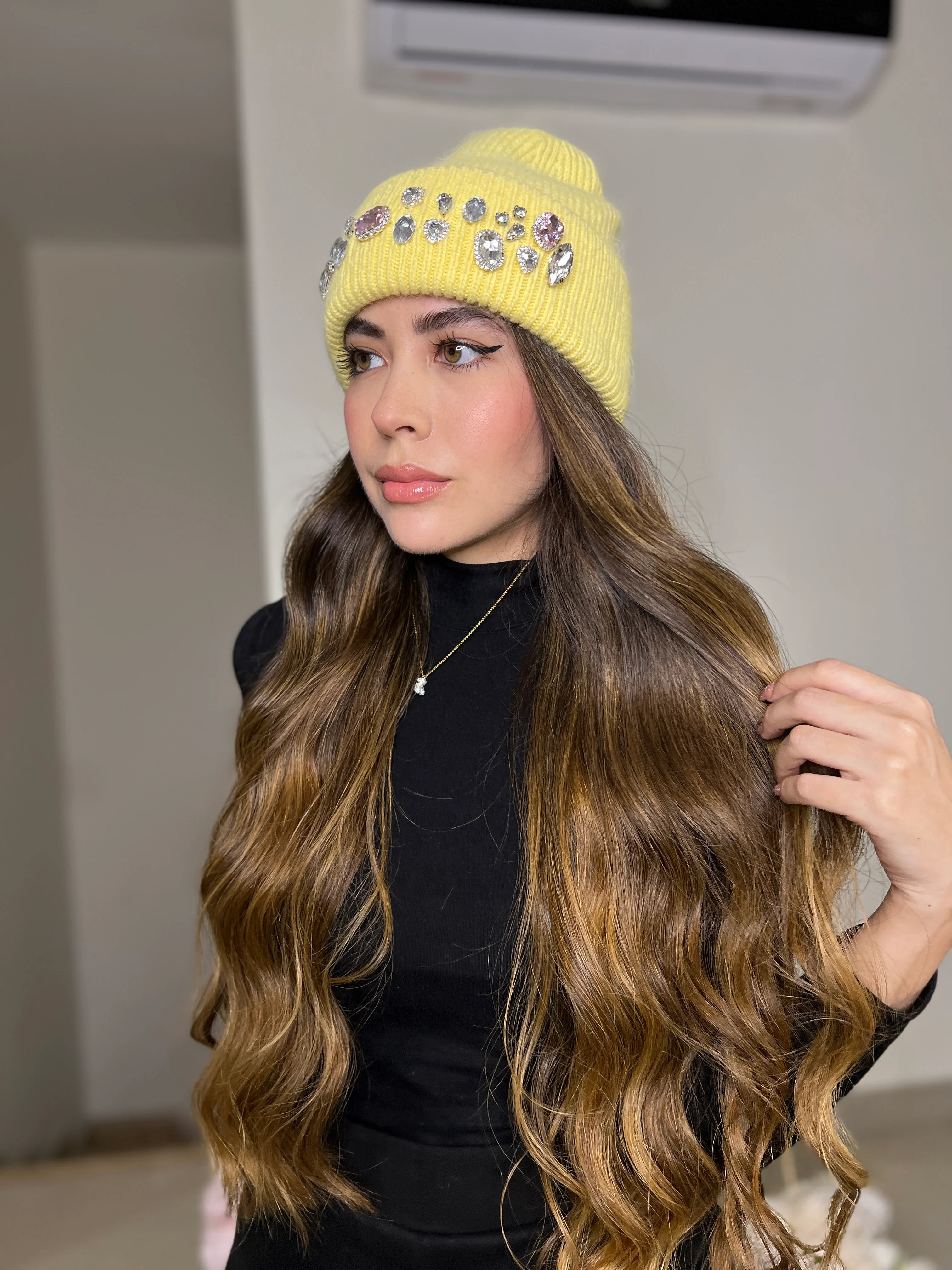 GORRITO AMARILLO PEDREDRIA PREMIUM - Image 2