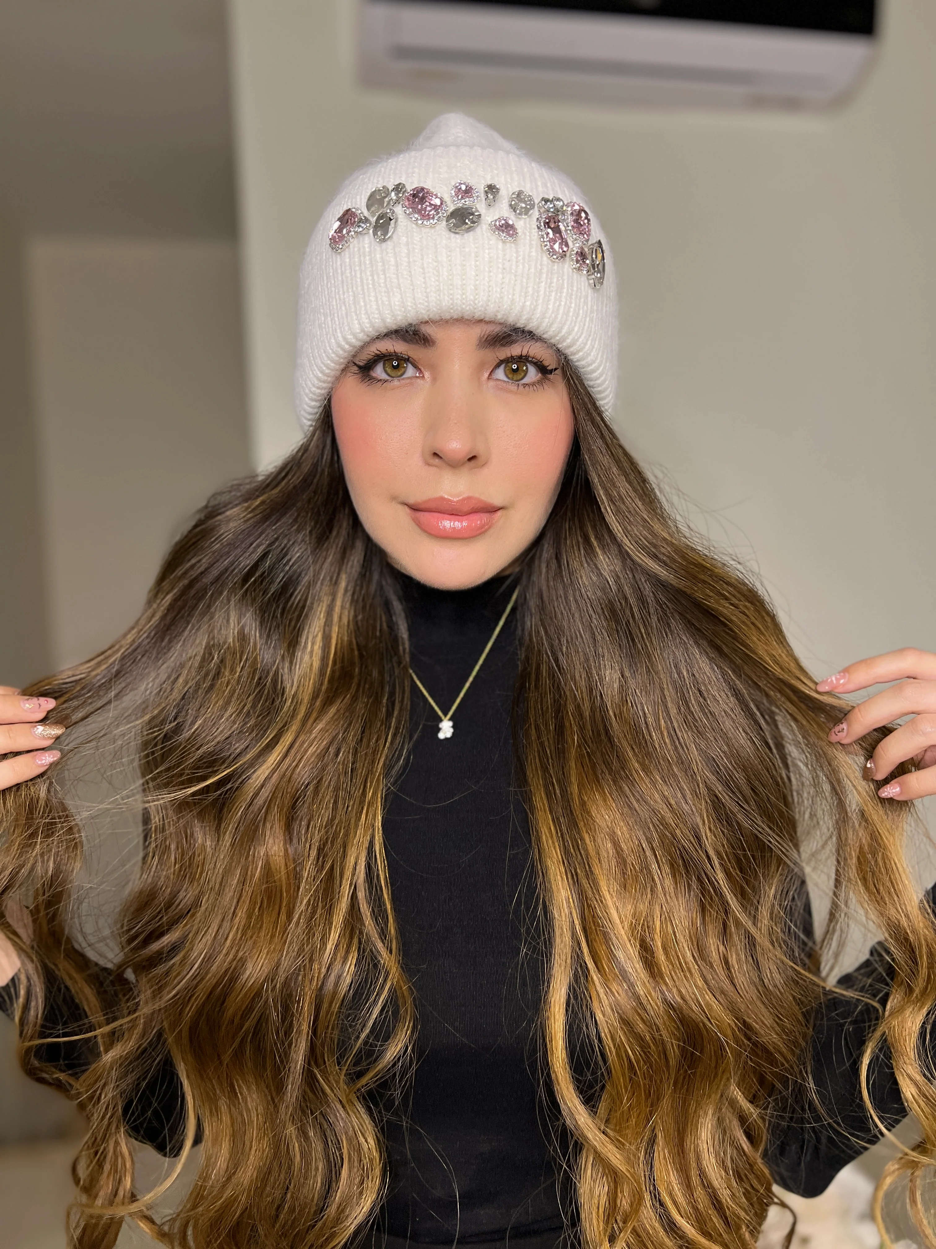 GORRITO BLANCO PEDREDRIA PREMIUM - Image 4