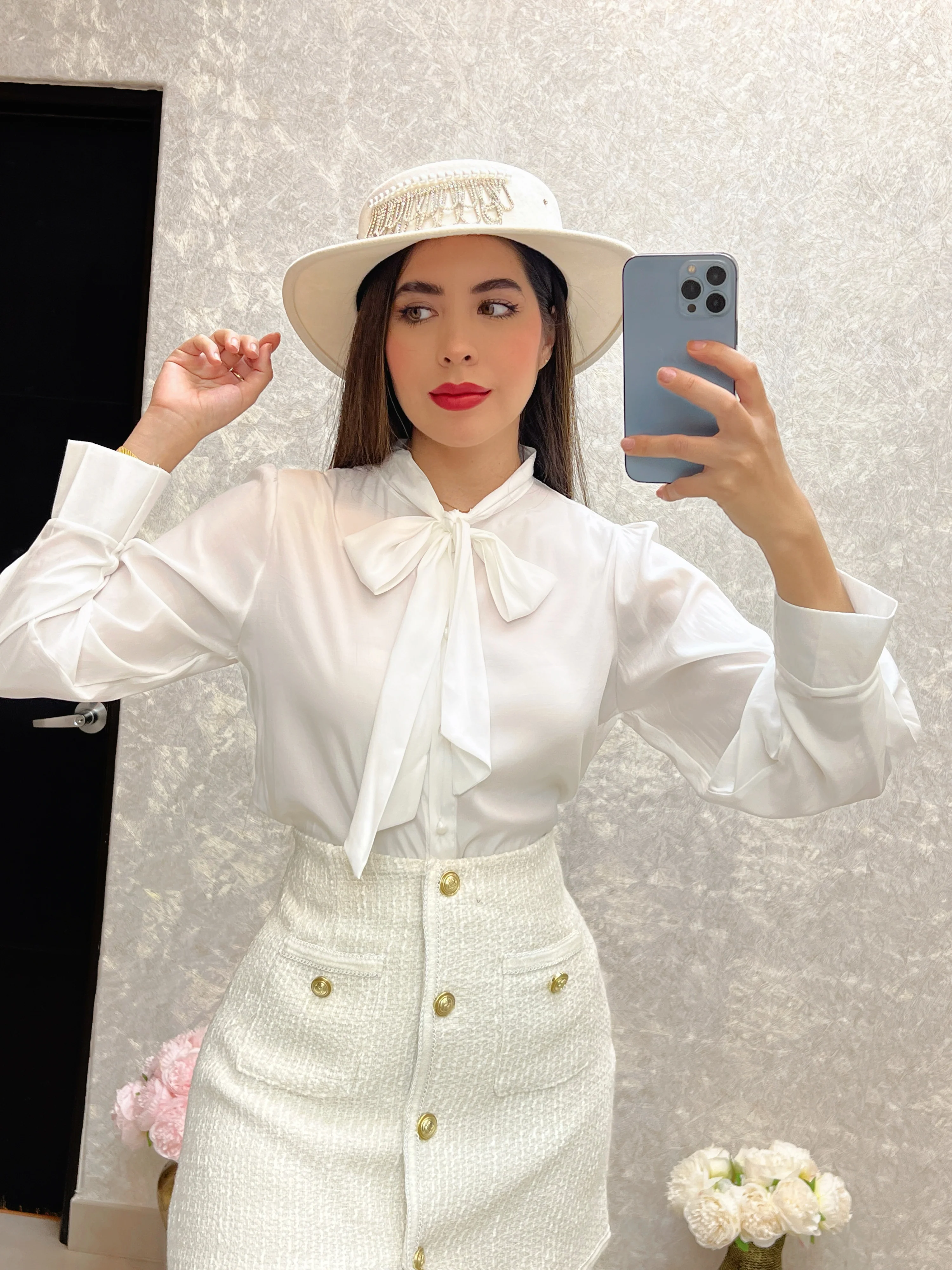 Sombrero blanco con pedrería - Image 3