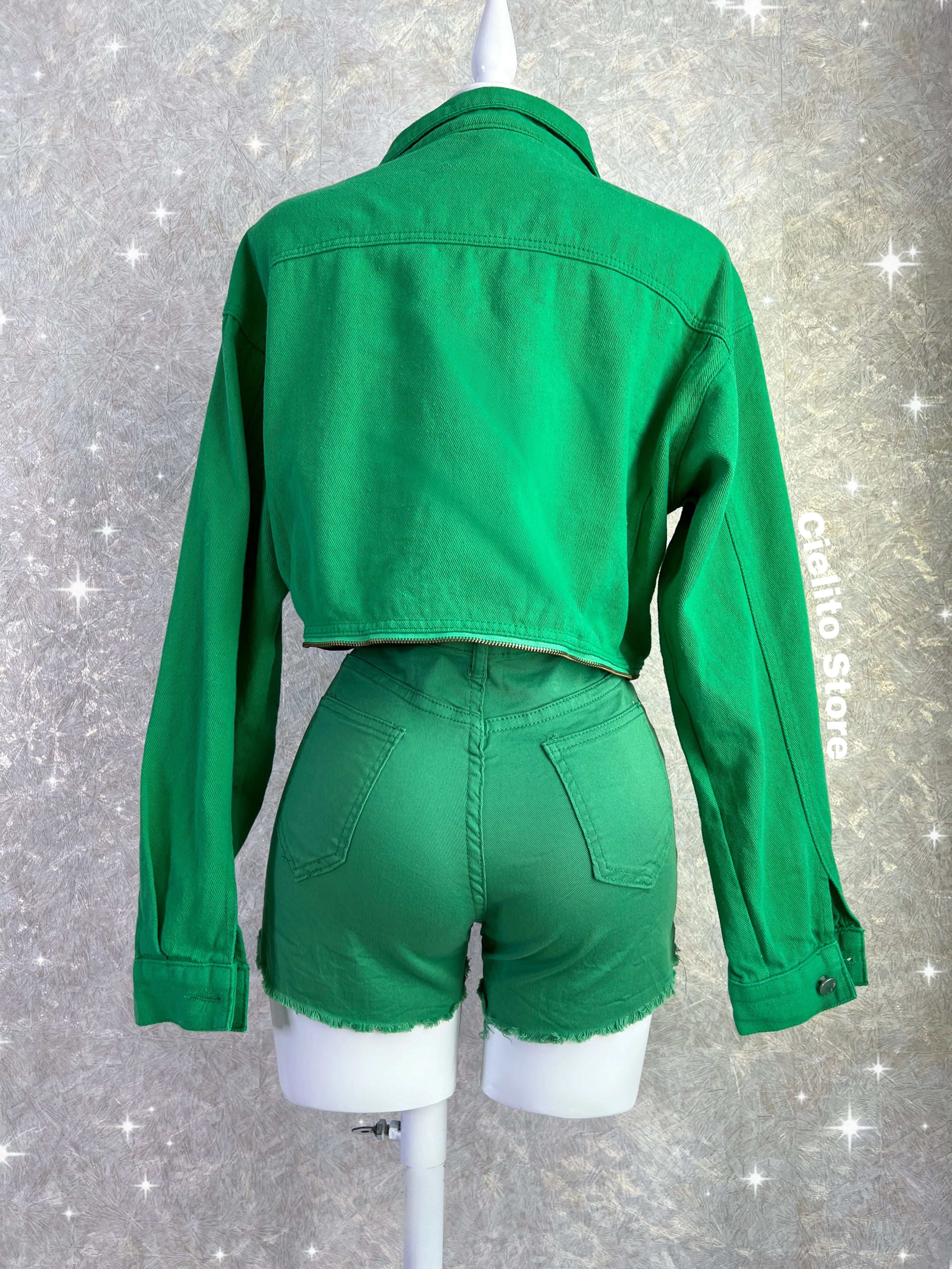 SET CHAQUETA Y SHORT VERDE - Image 4