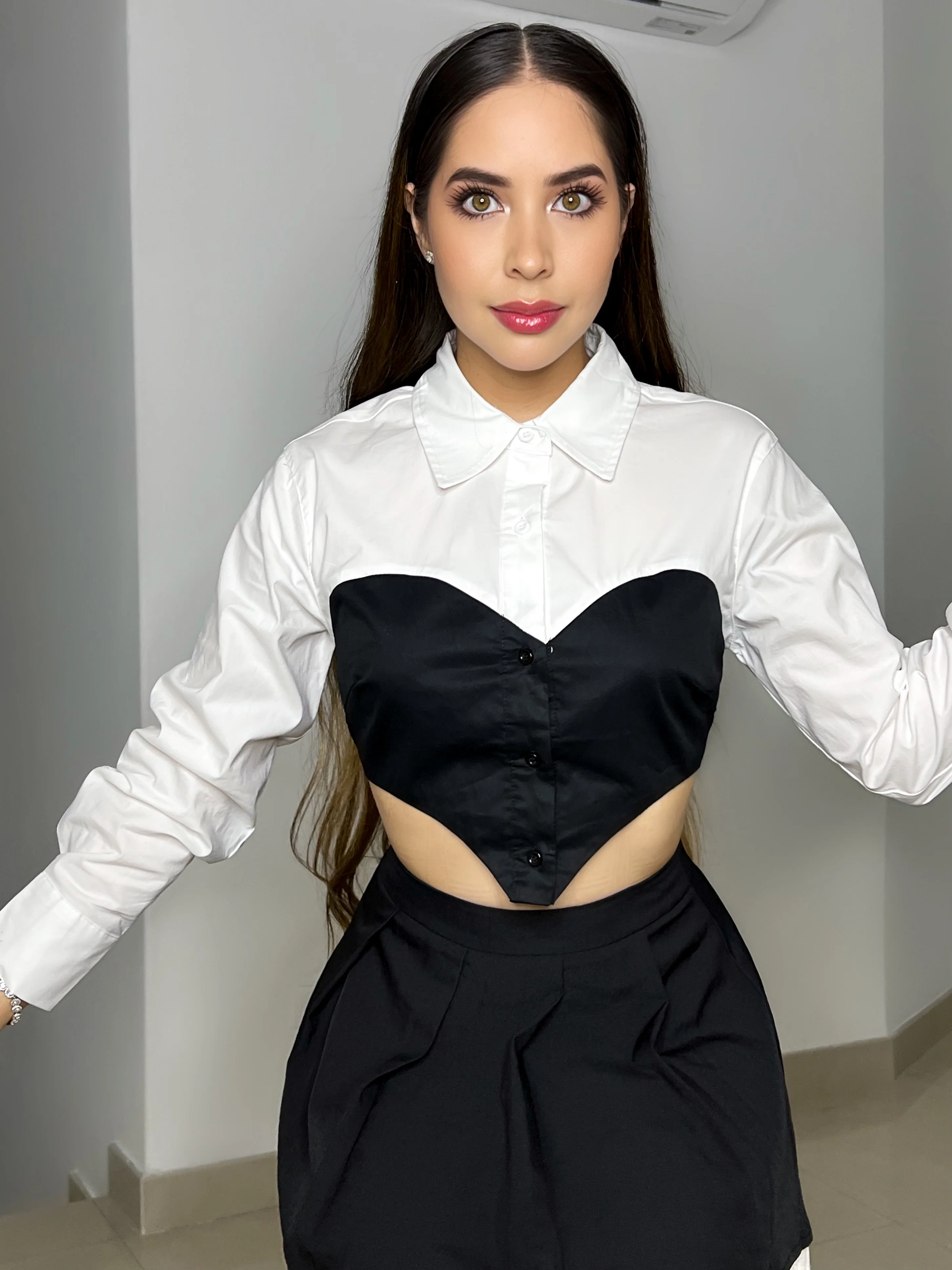 SET CON FALDA NEGRA - Image 5