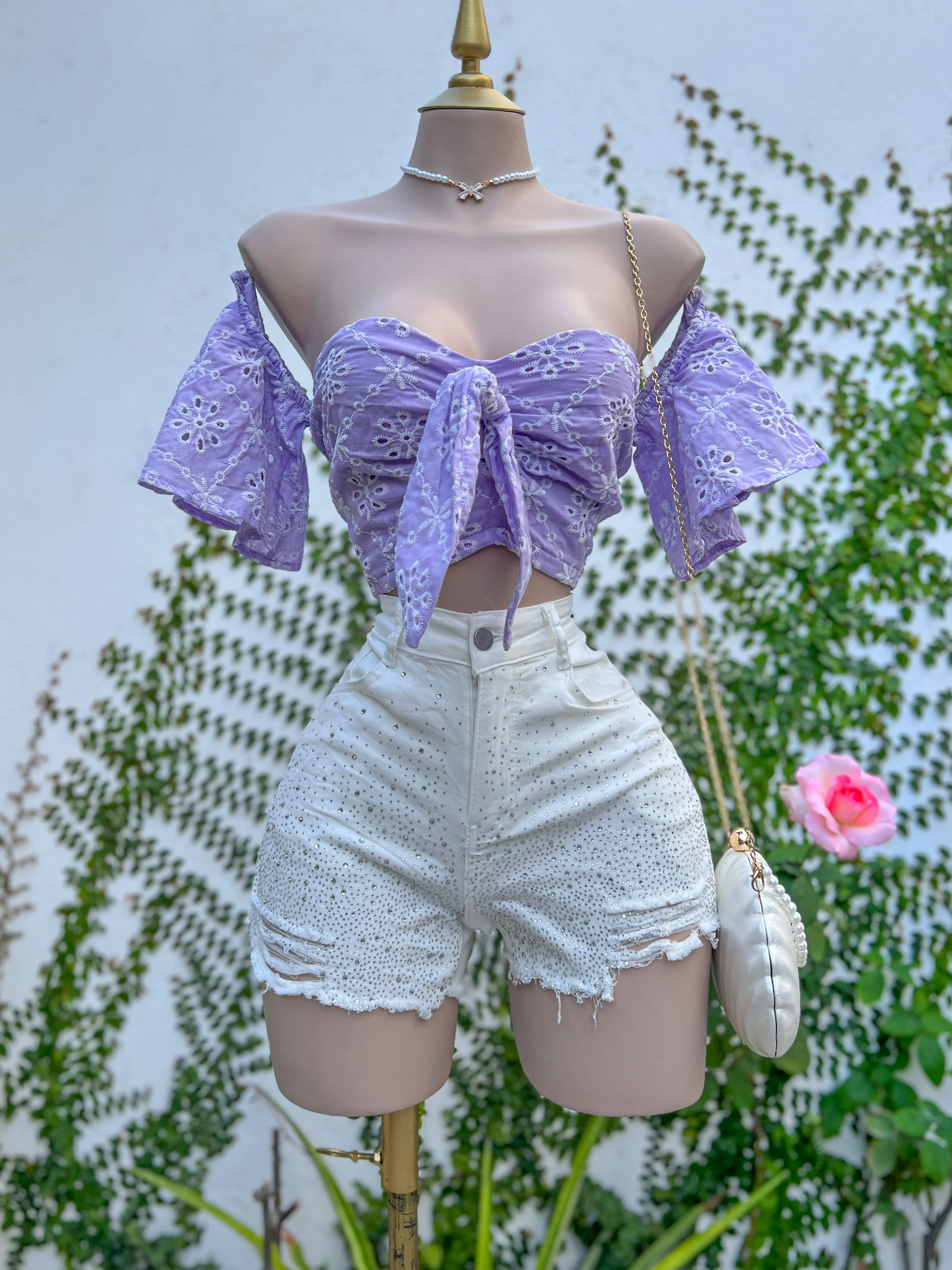 SHORT BLANCO CON PEDRERÍA - Image 2