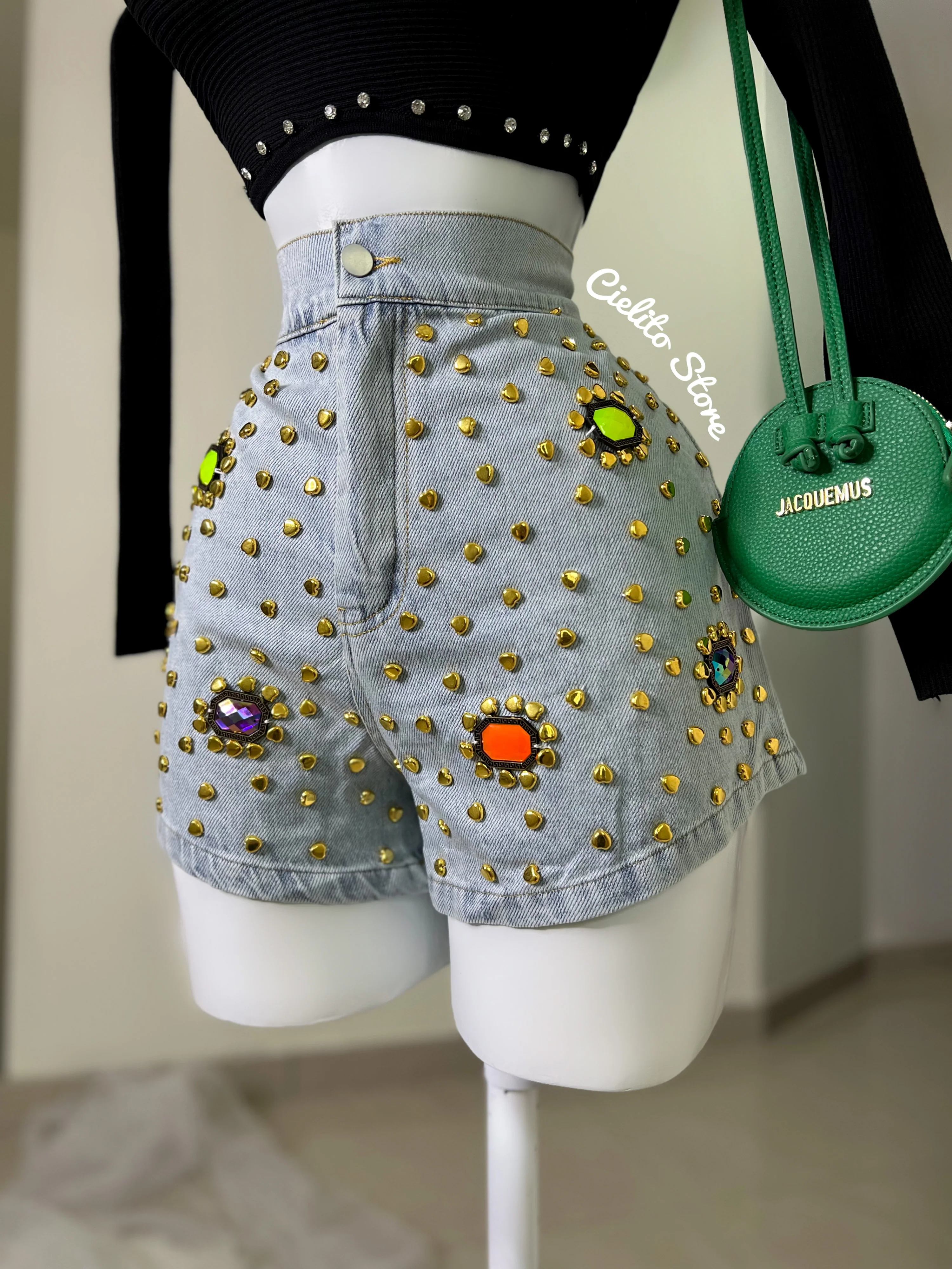 SHORT CORAZÓN DORADO - Image 2