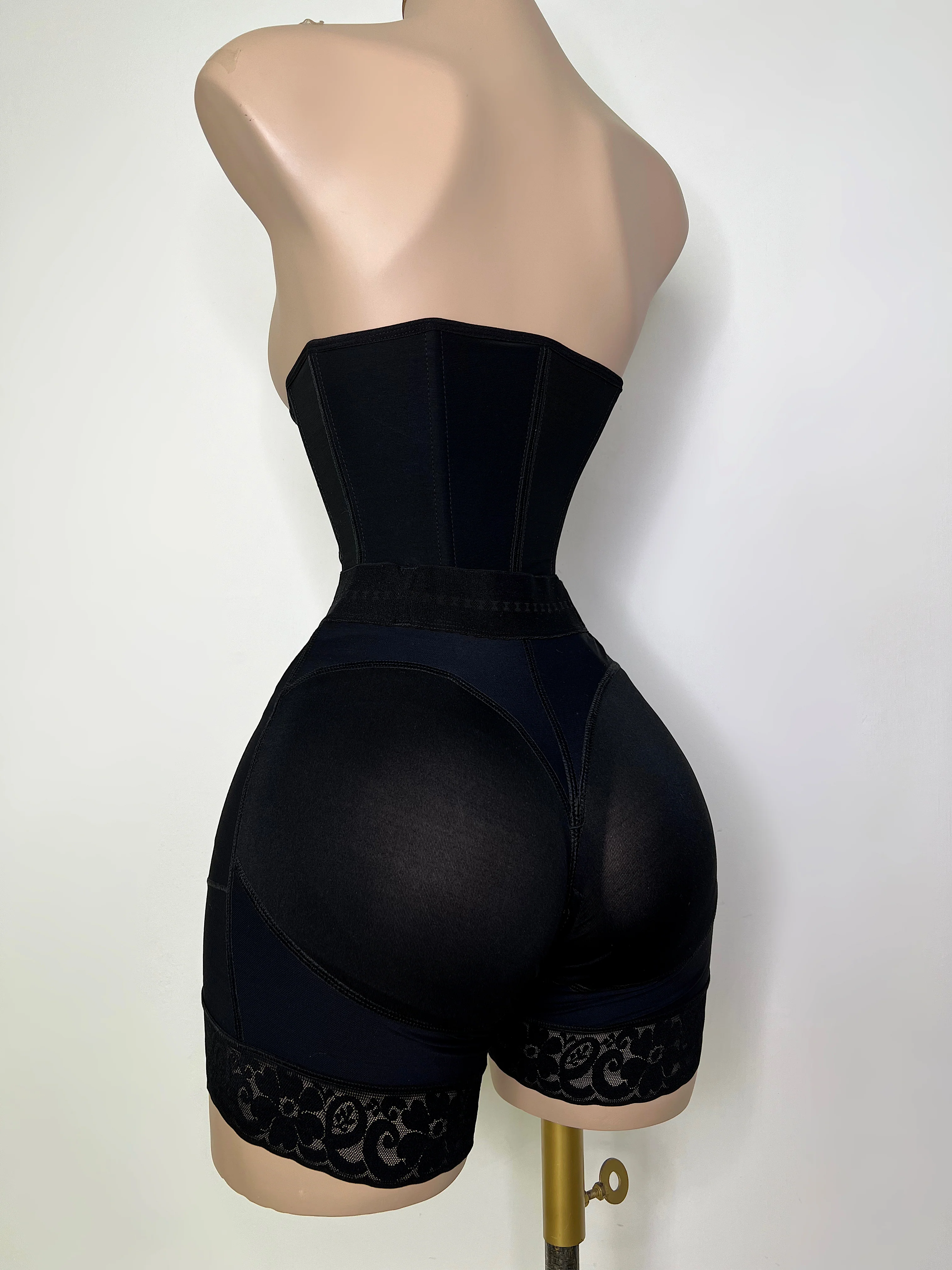 SHORT NEGRO - Image 10