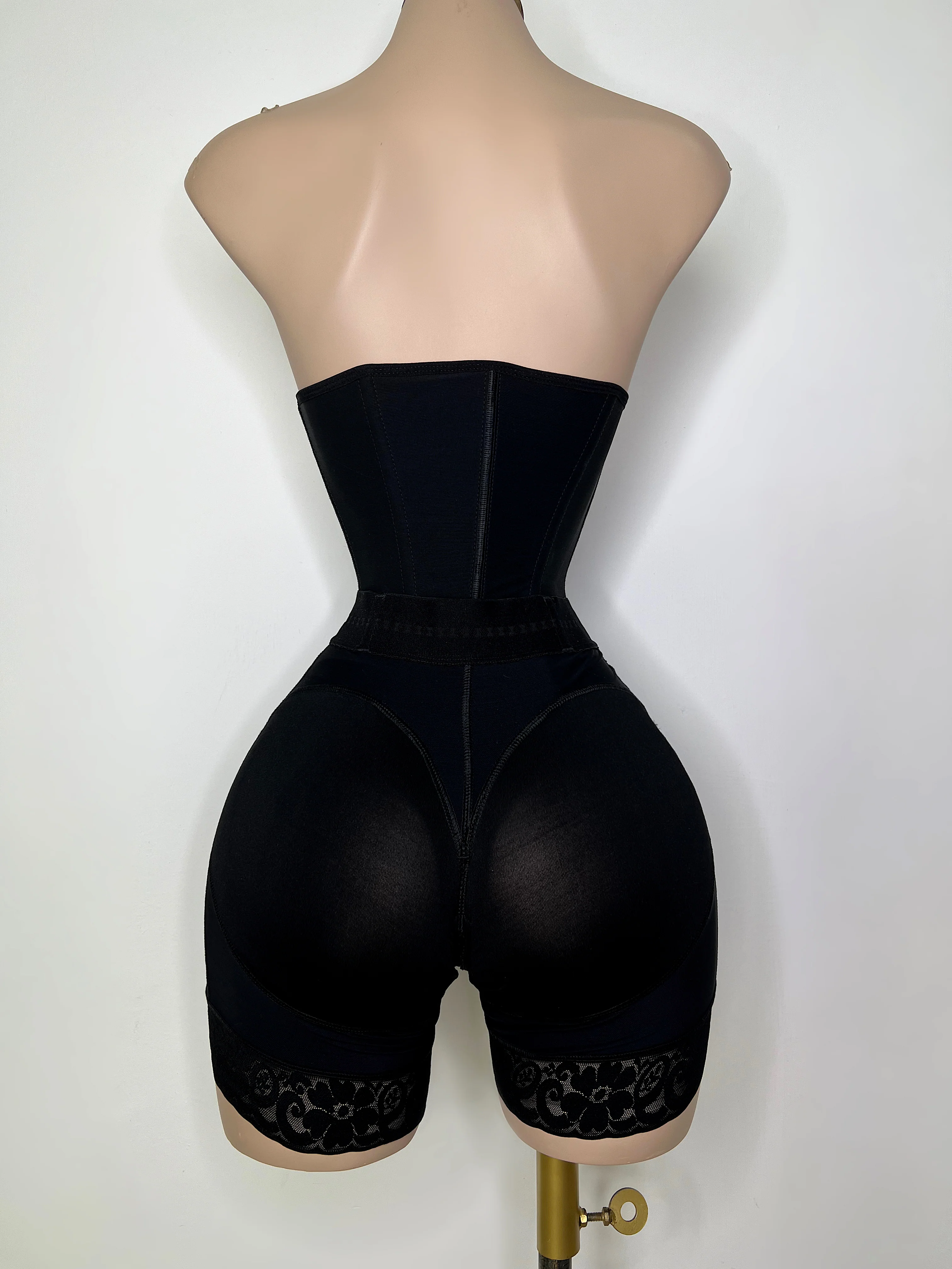 SHORT NEGRO - Image 11