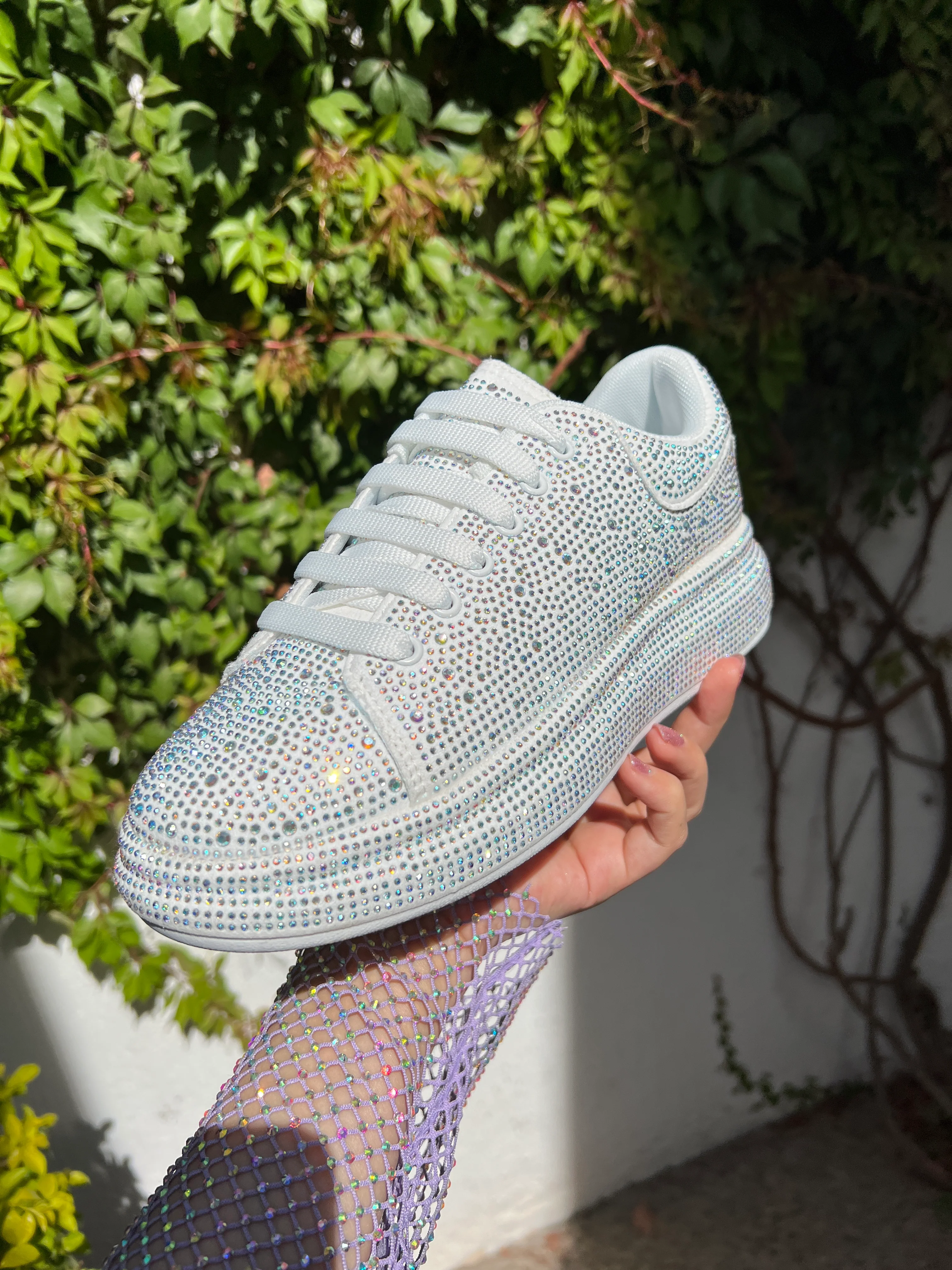 TENIS BLANCO CON PEDRERÍA - Image 8