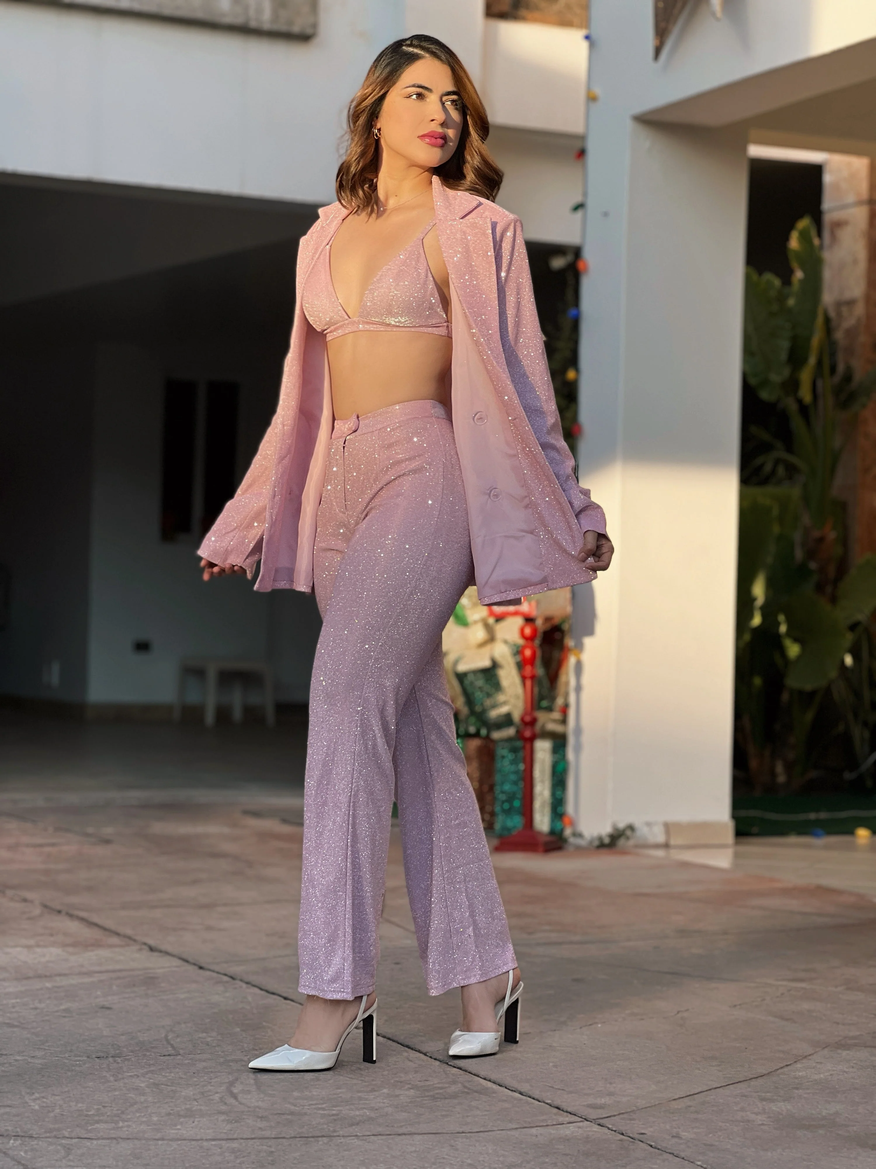 THE PINK SUIT - Image 4