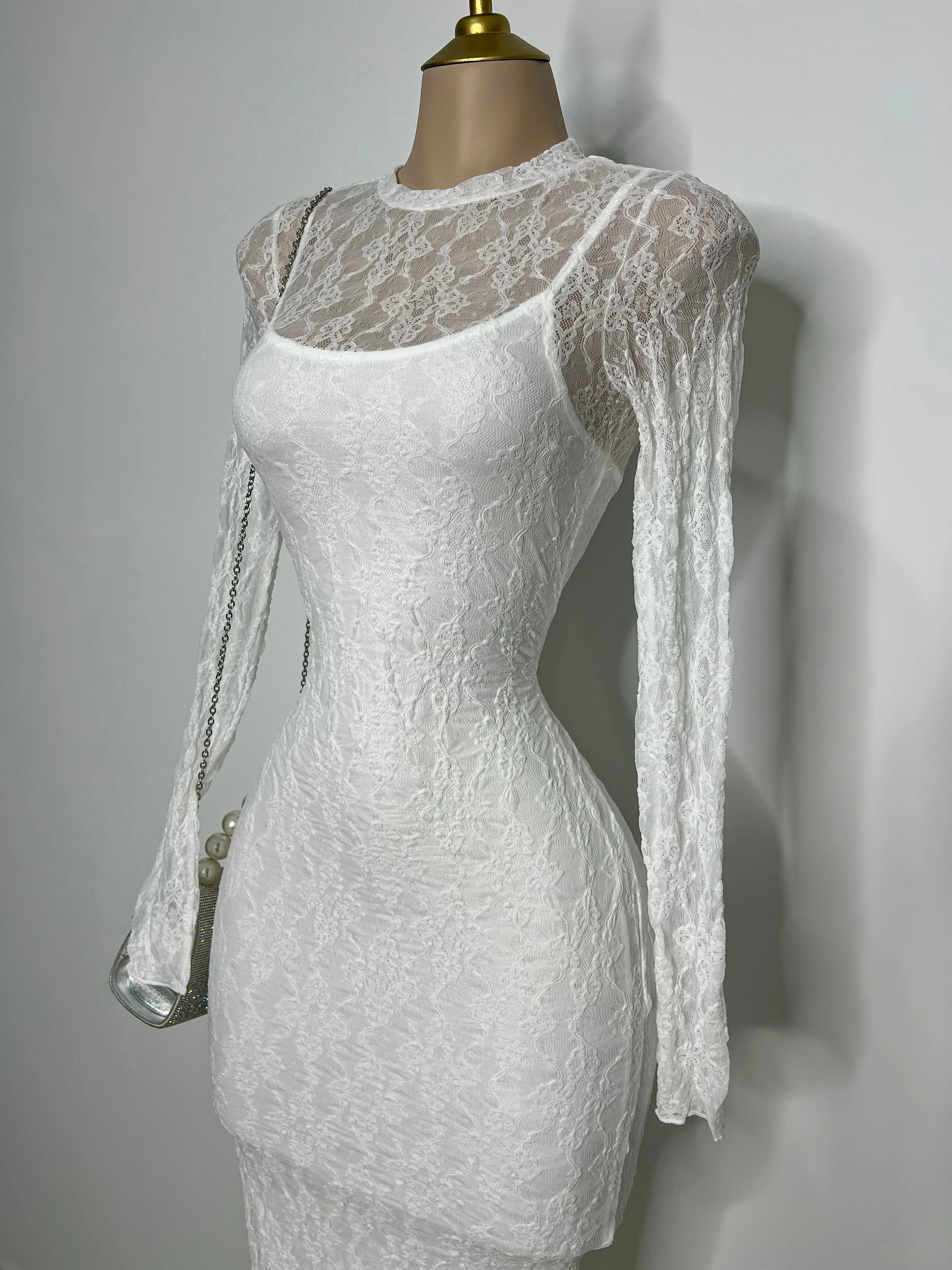 VESTIDO BLANCO DE ENCAJE - Image 4