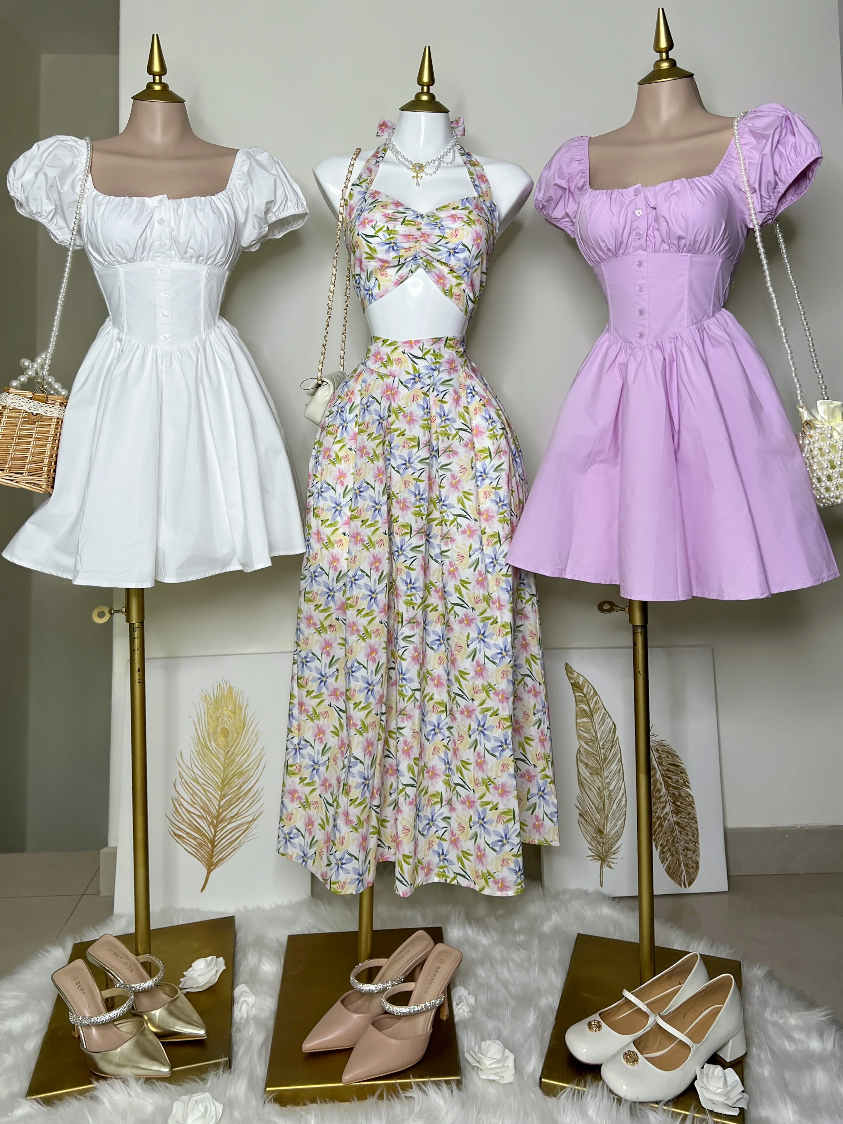 VESTIDO BLANCO ESTILO CORSET - Image 4