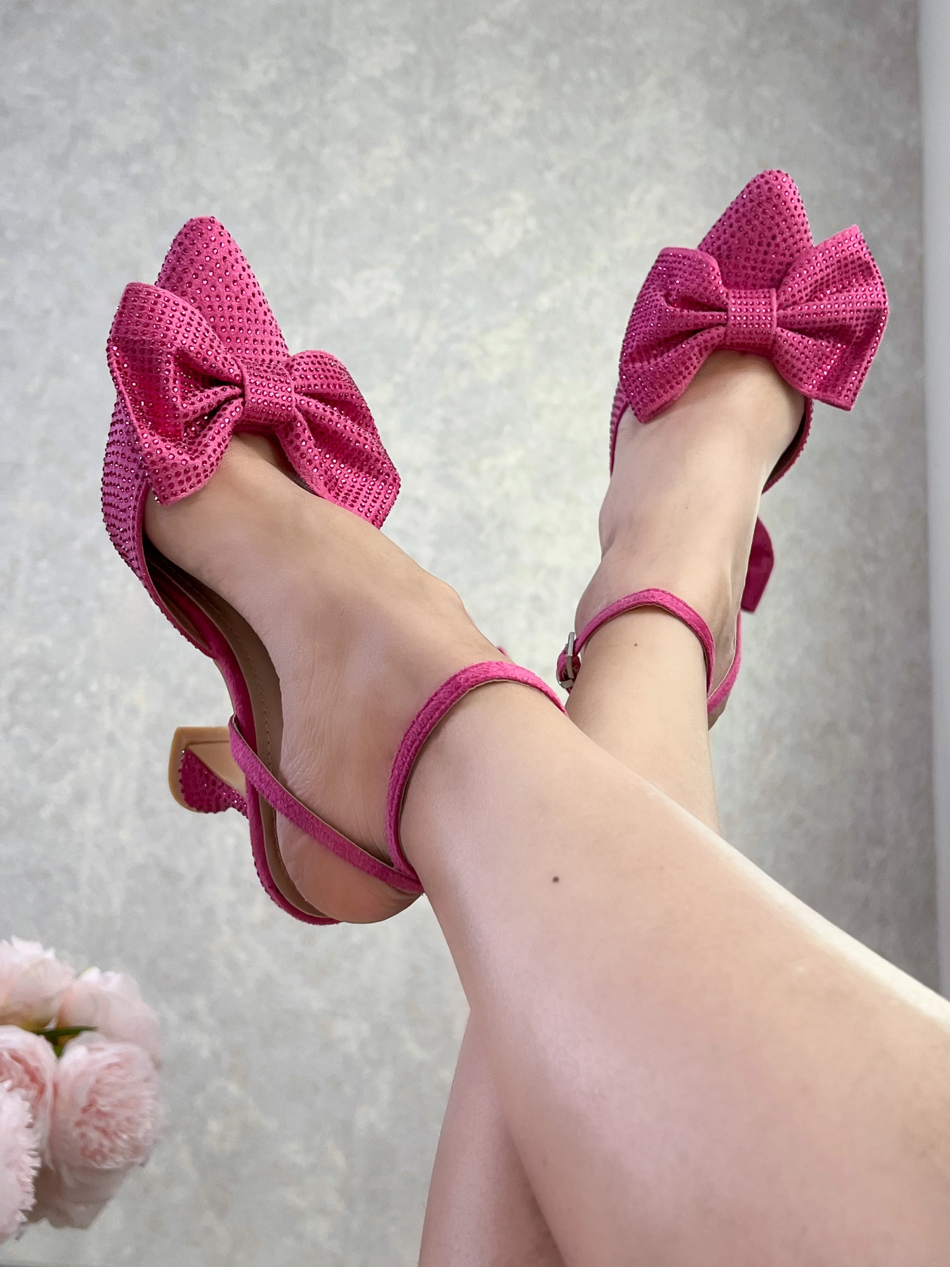 ZAPATILLA CON MOÑITO ROSA - Image 3