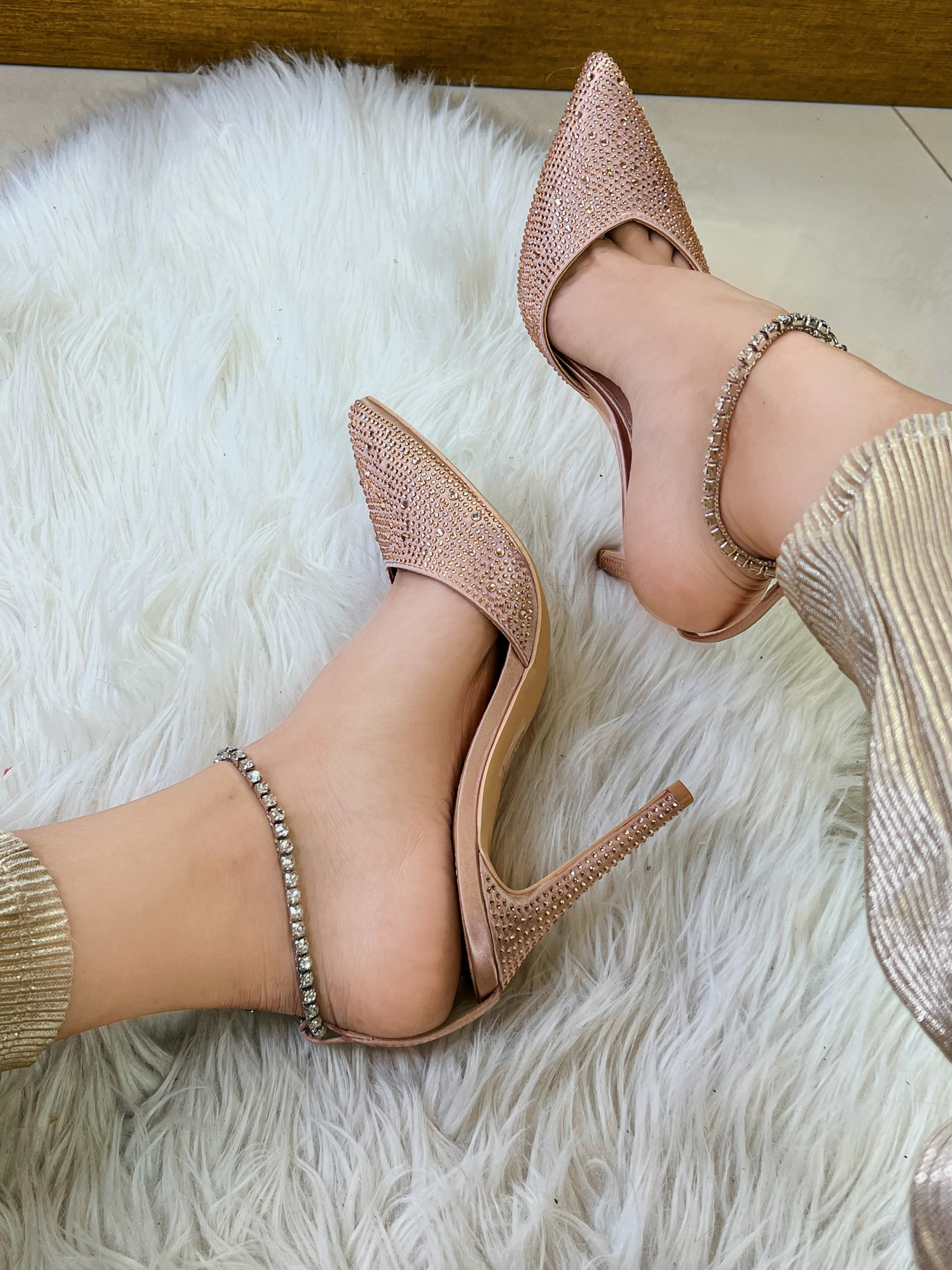 ZAPATILLA NUDE DIAMANTE